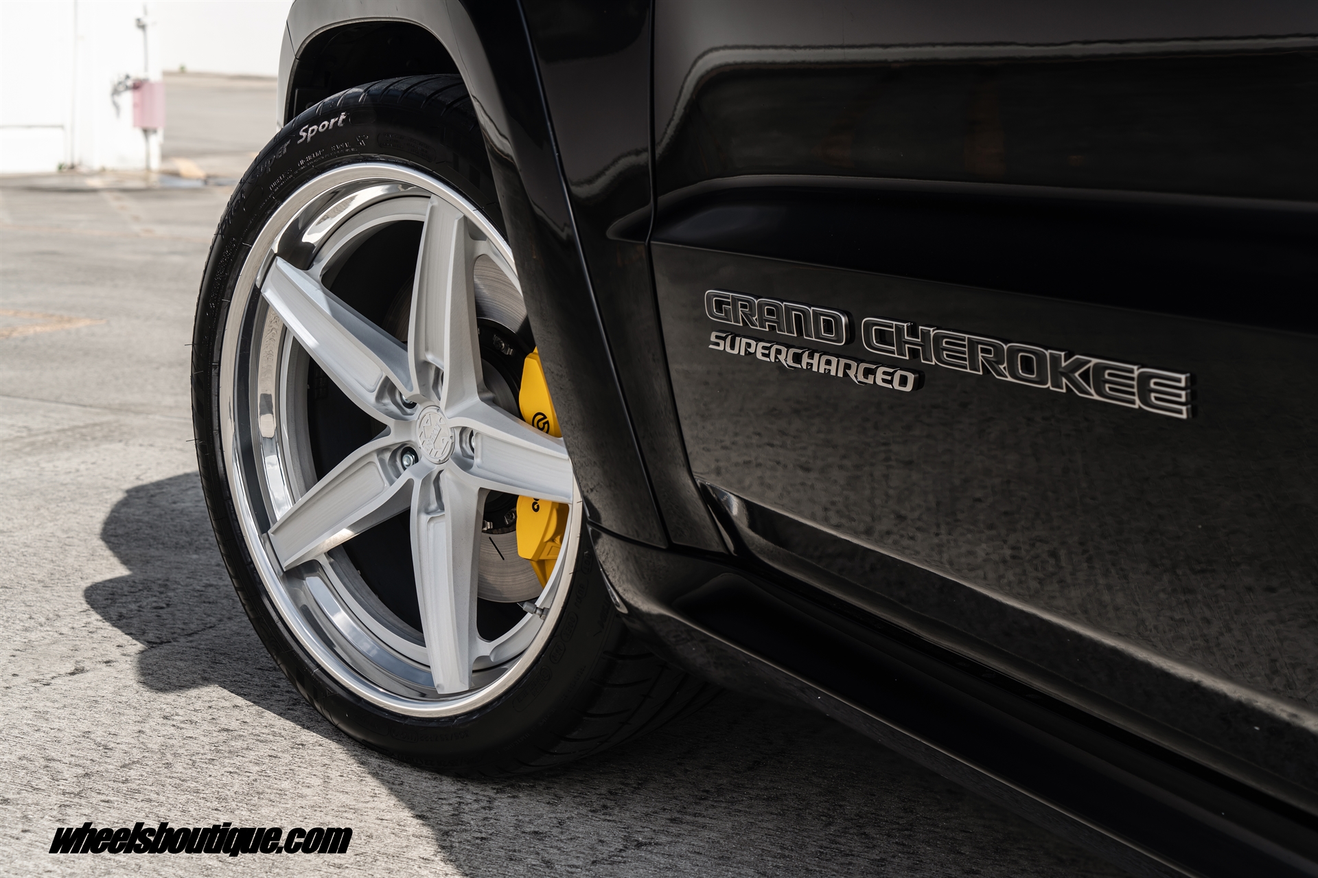 ANRKY AN35 | Jeep Grand Cherokee Trackhawk