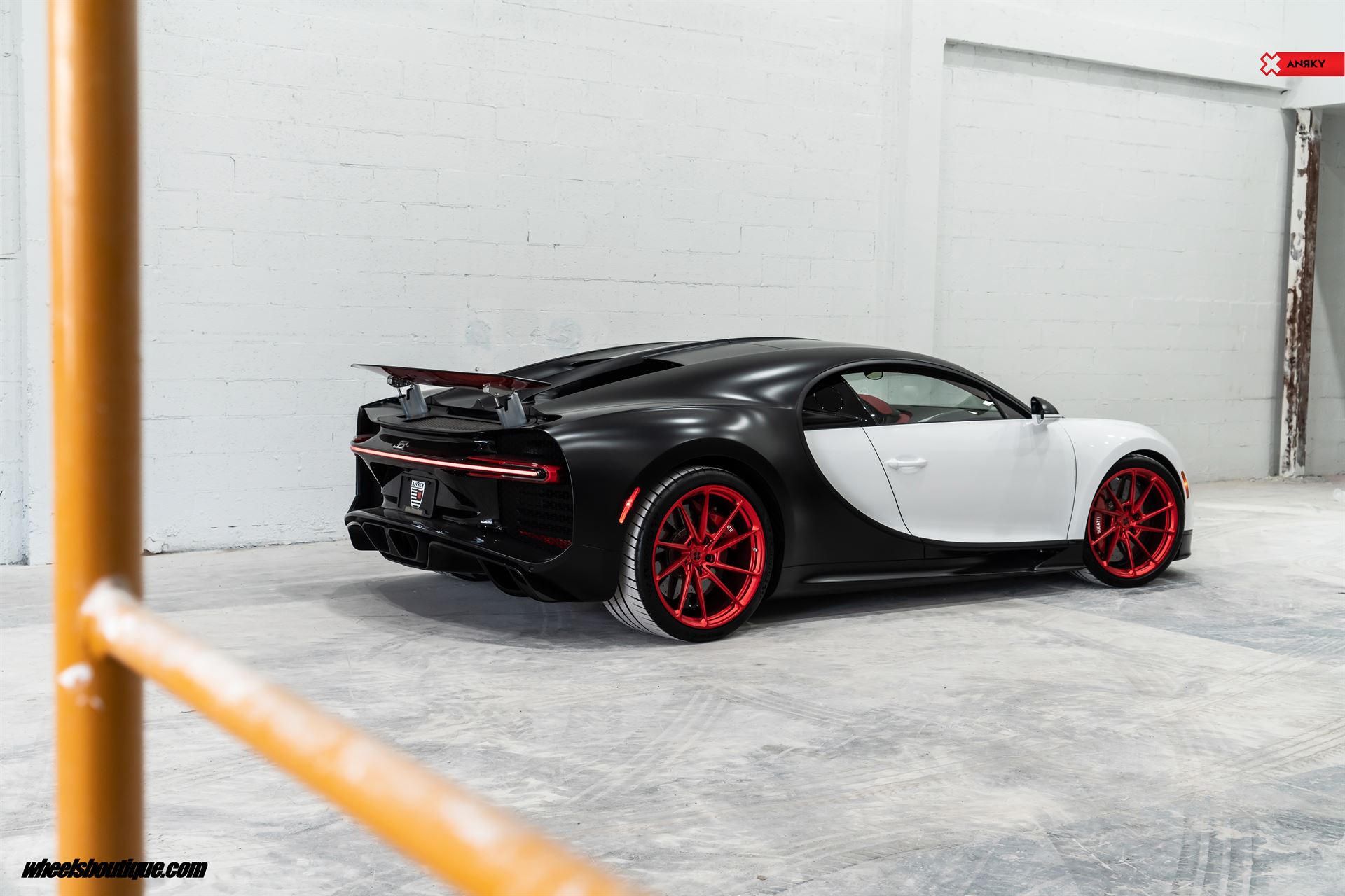 Bugatti Chiron | on ANRKY AN13 | Frozen Polished Red