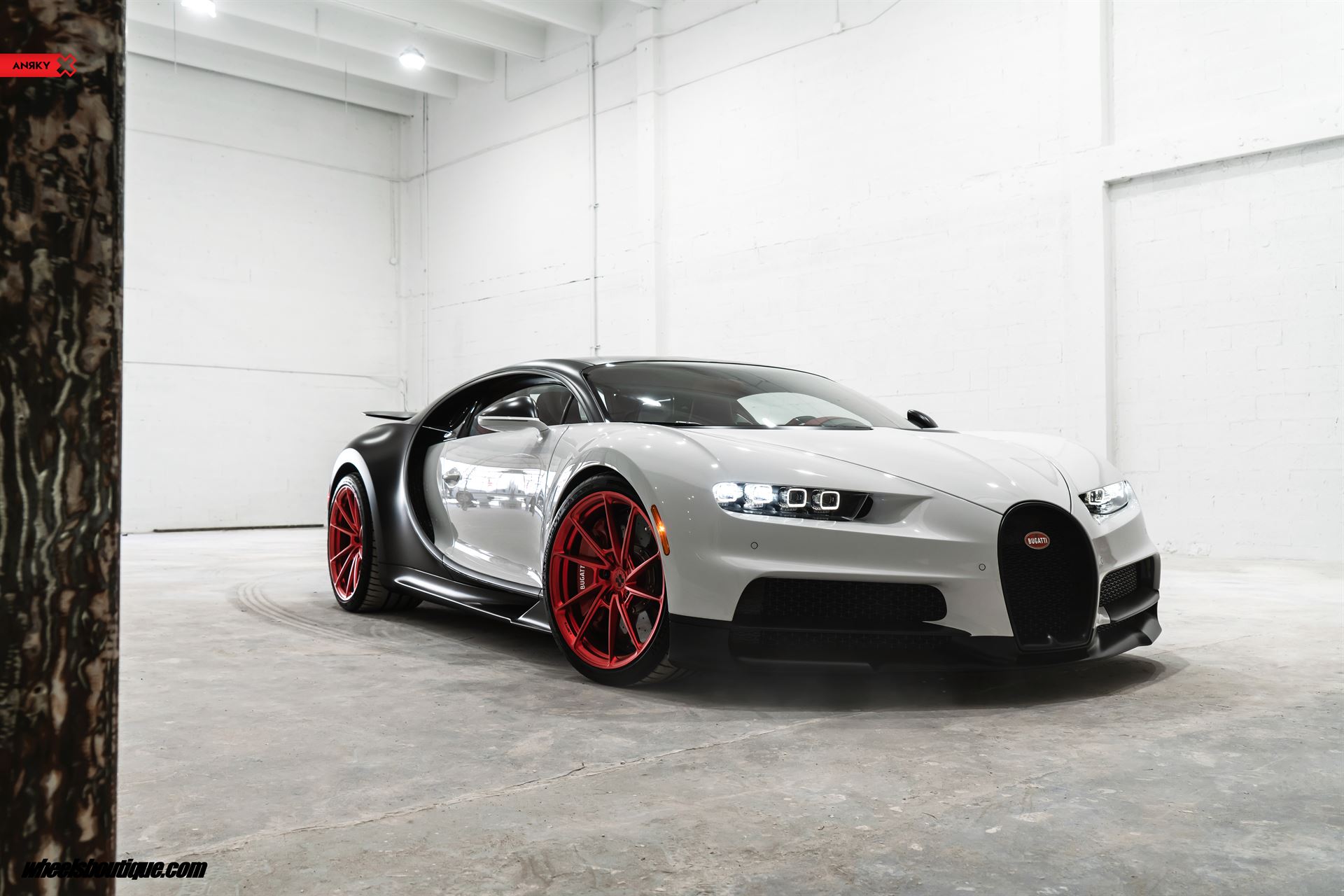 Bugatti Chiron | on ANRKY AN13 | Frozen Polished Red