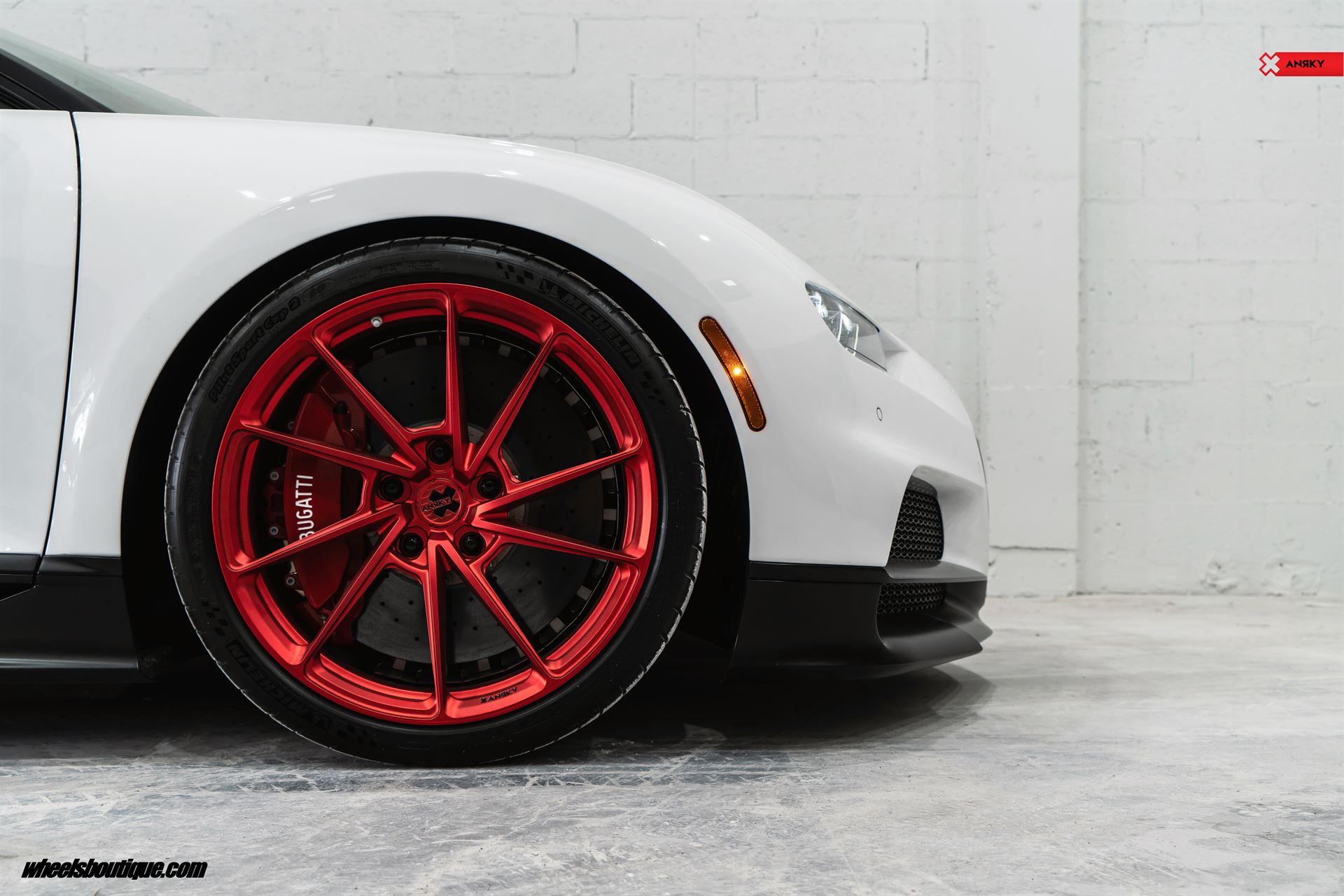 Bugatti Chiron | on ANRKY AN13 | Frozen Polished Red