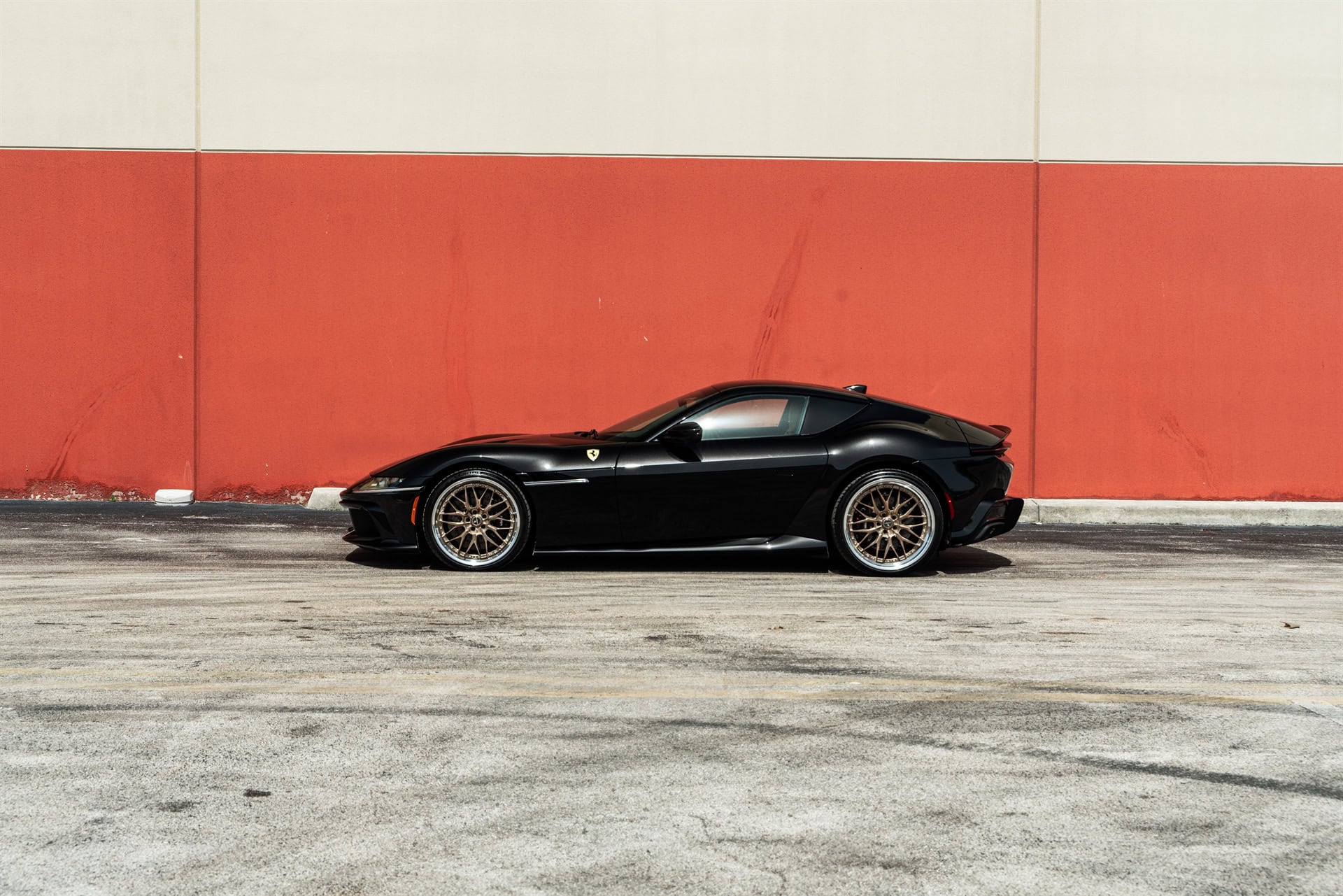 Ferrari 12 Cilindri | Nero Daytona | on ANRKY RS1 | Mirror Polished Champagne