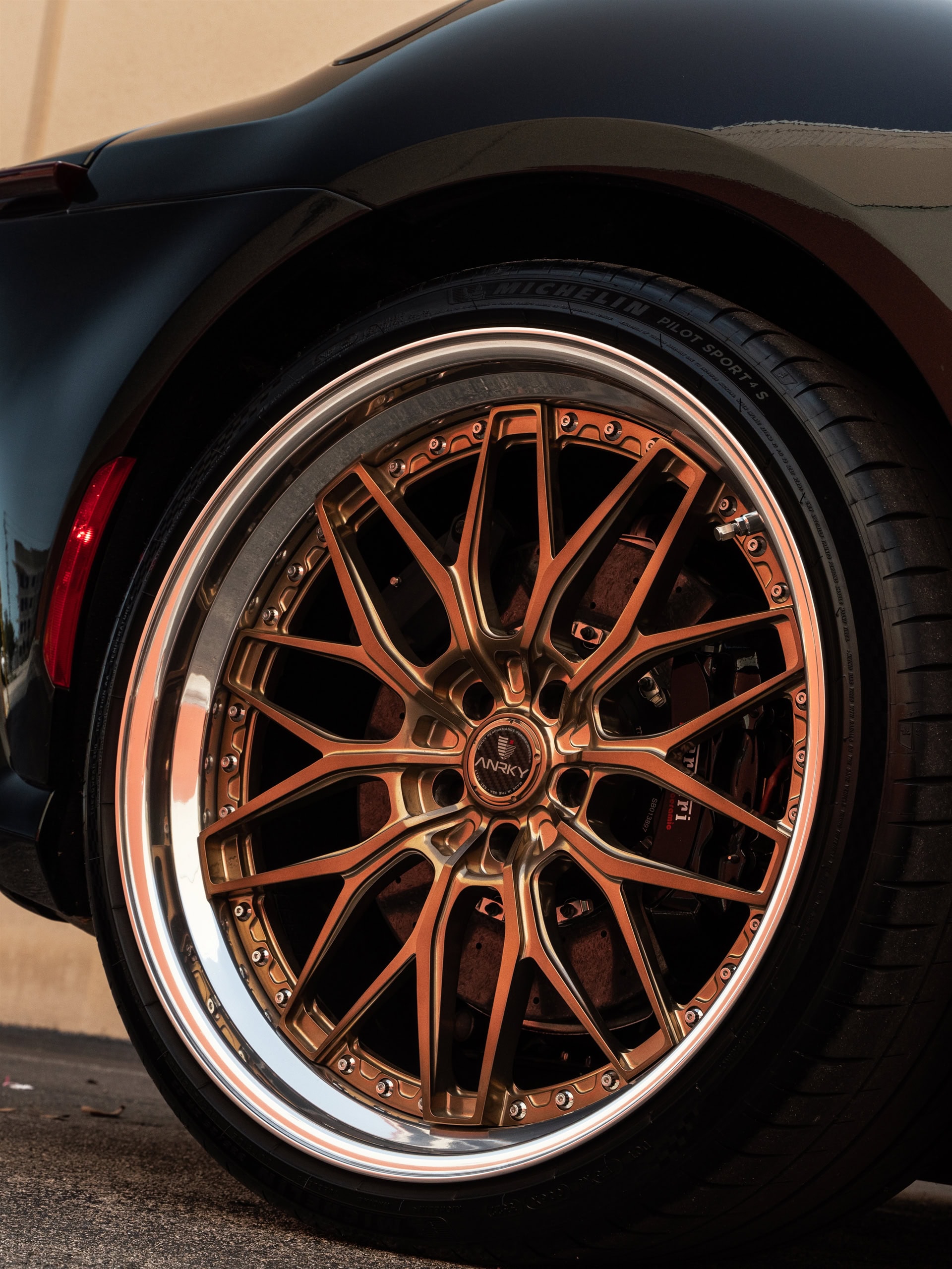 Photo 32 of Ferrari 12 Cilindri | Nero Daytona | on ANRKY RS1 | Mirror Polished Champagne