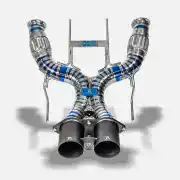 McLaren 750S
Titanium Exhaust w/ Satin Black Tip