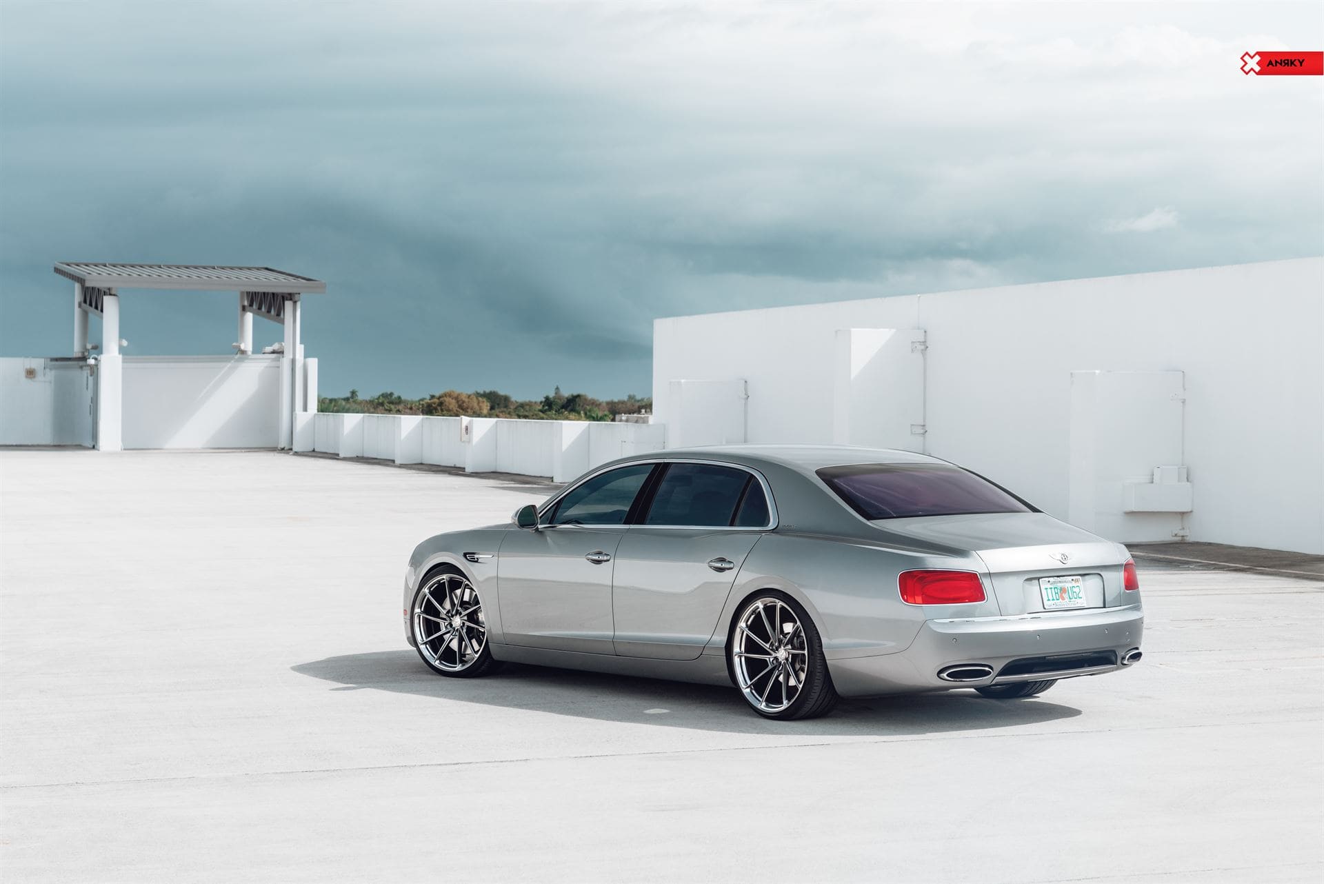 ANRKY AN13 | Bentley Flying Spur
