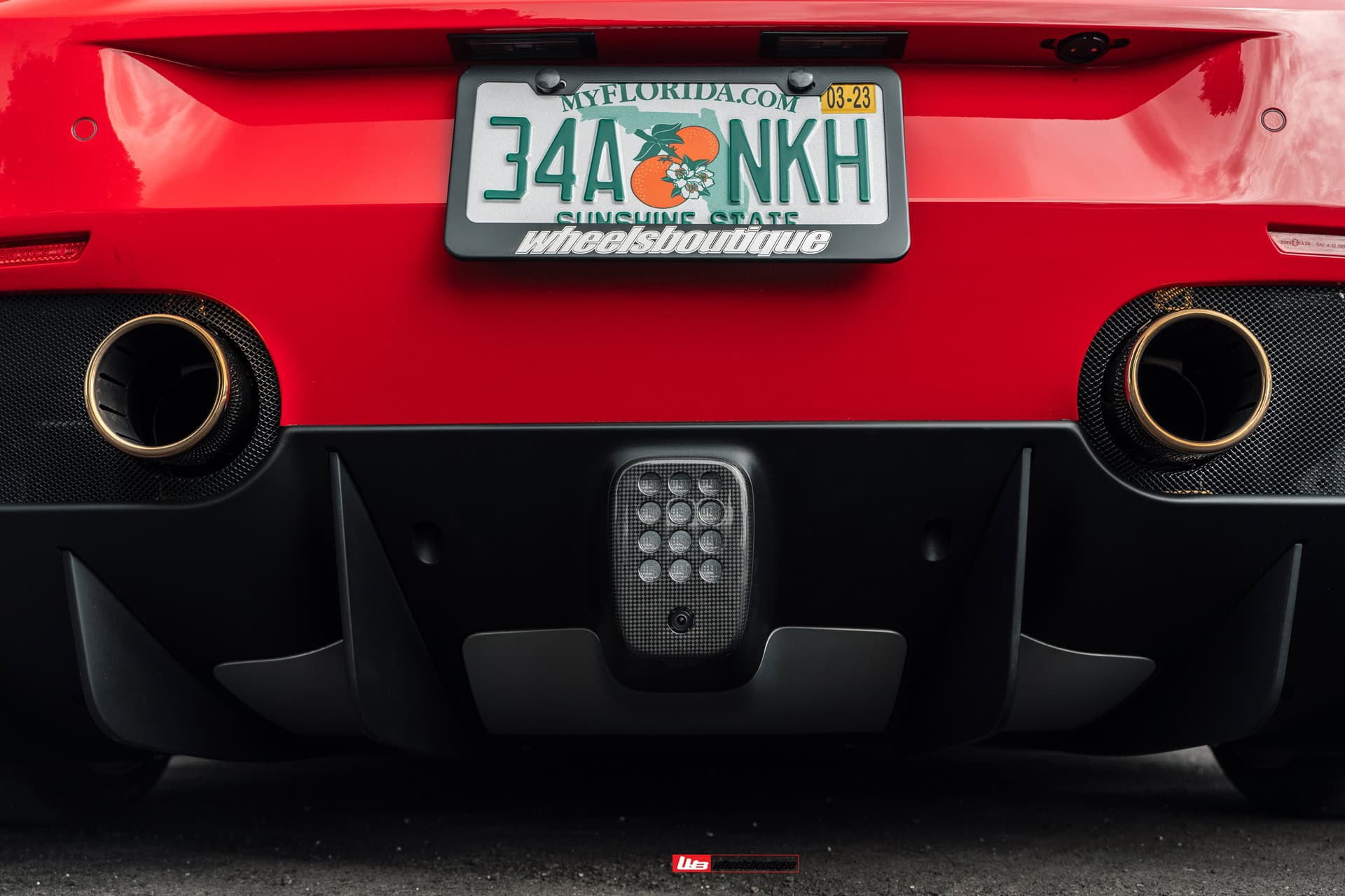 Photo 23 of Ferrari 488 Spider | Rosso Corza | on HRE P107SC | Frozen Polished Gold