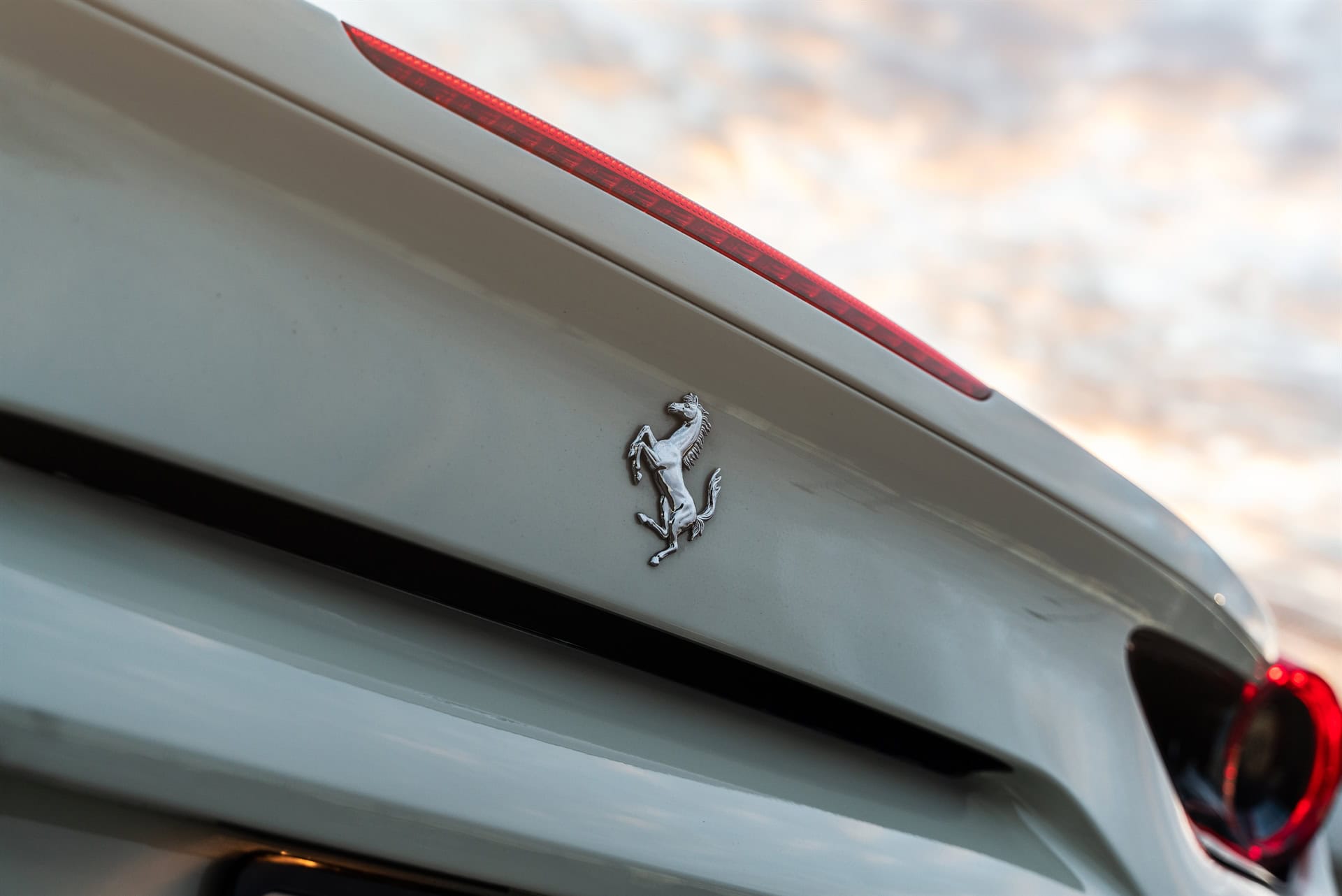 Photo 22 of Ferrari 488 GTB Spyder | Bianco Avus | on ANRKY AN12 | Gloss Black