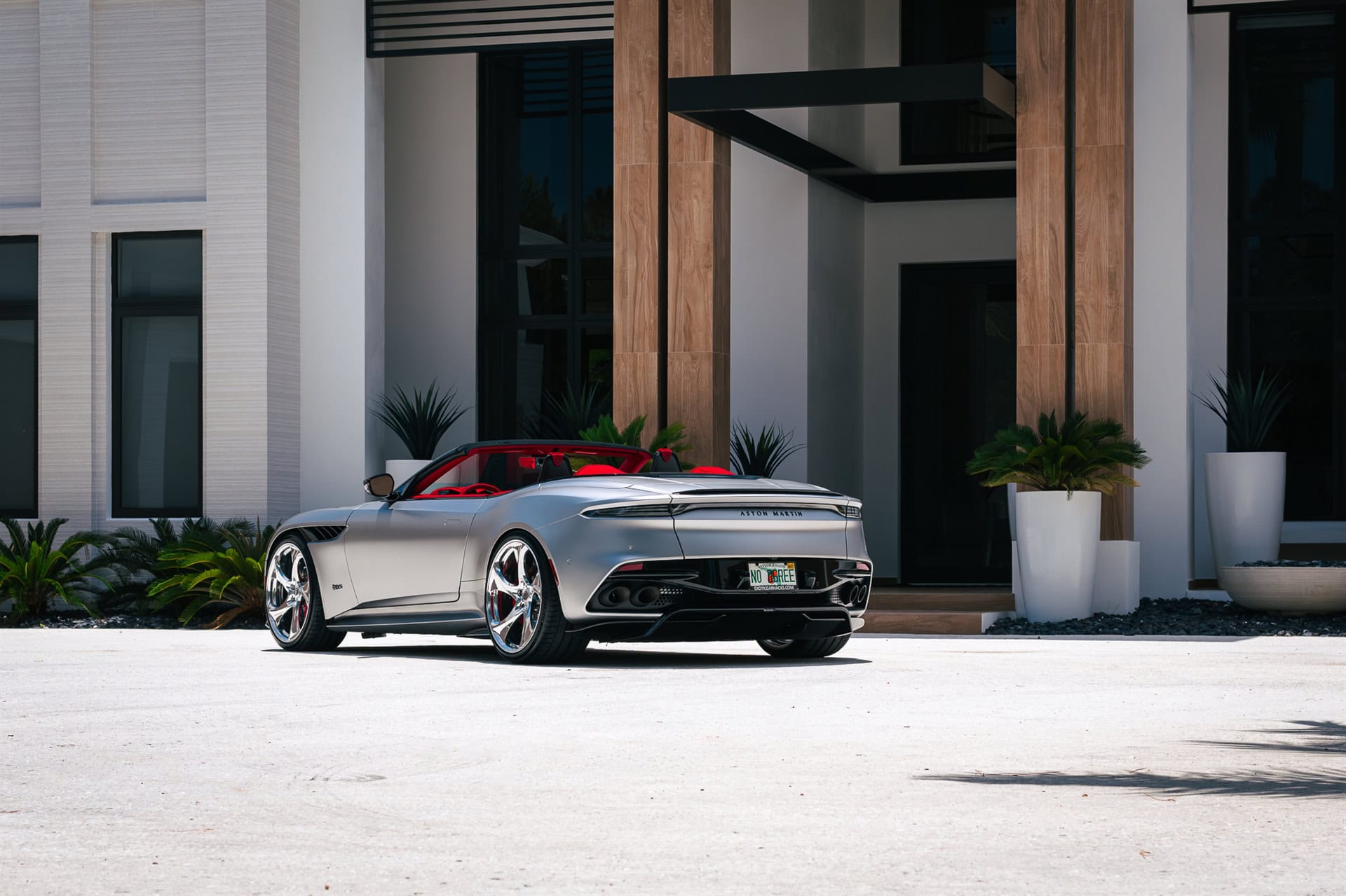 Photo 21 of Aston Martin DBS 770 Ultimae on HRE Wheels 522M