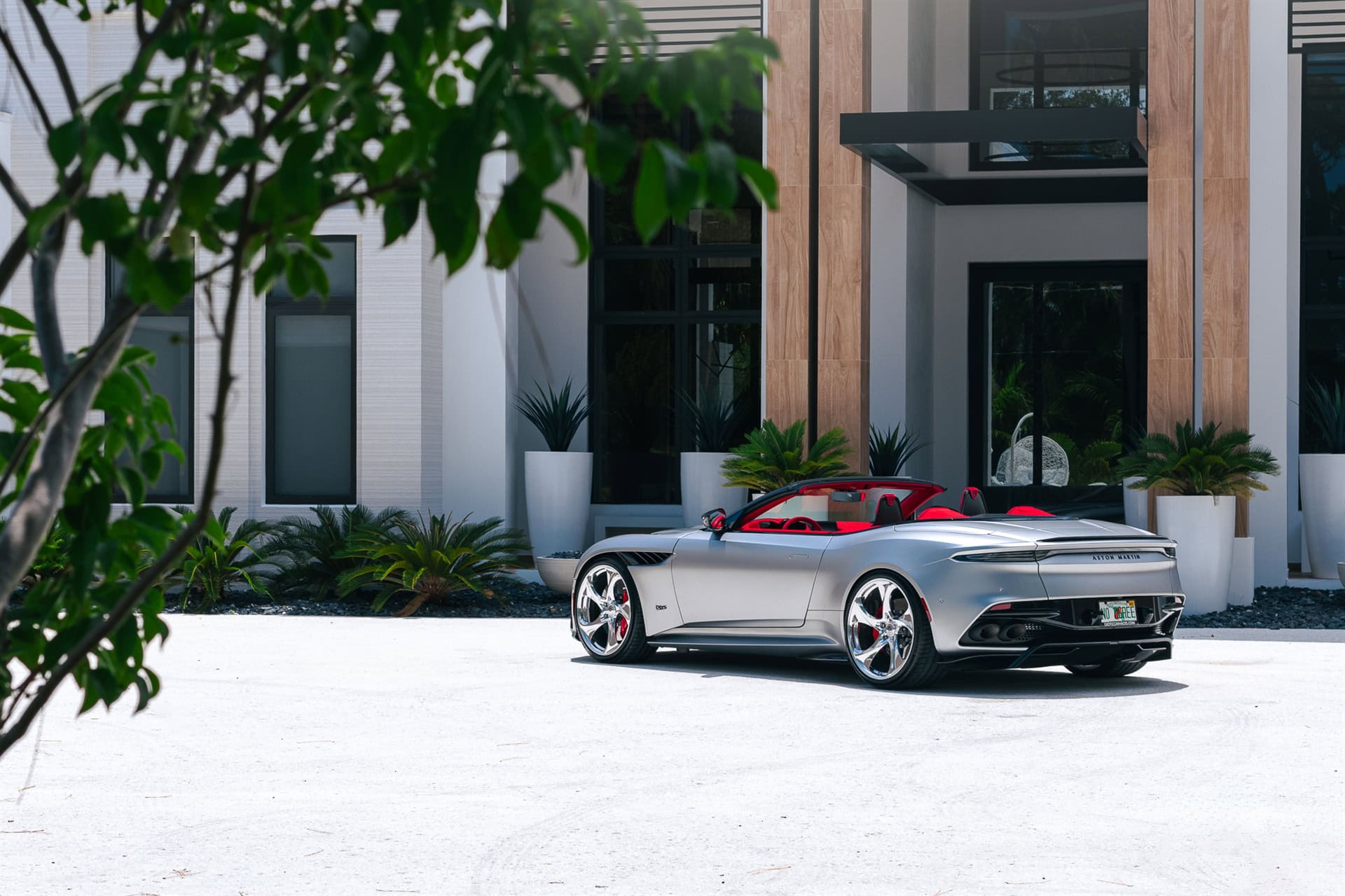 Photo 22 of Aston Martin DBS 770 Ultimae on HRE Wheels 522M
