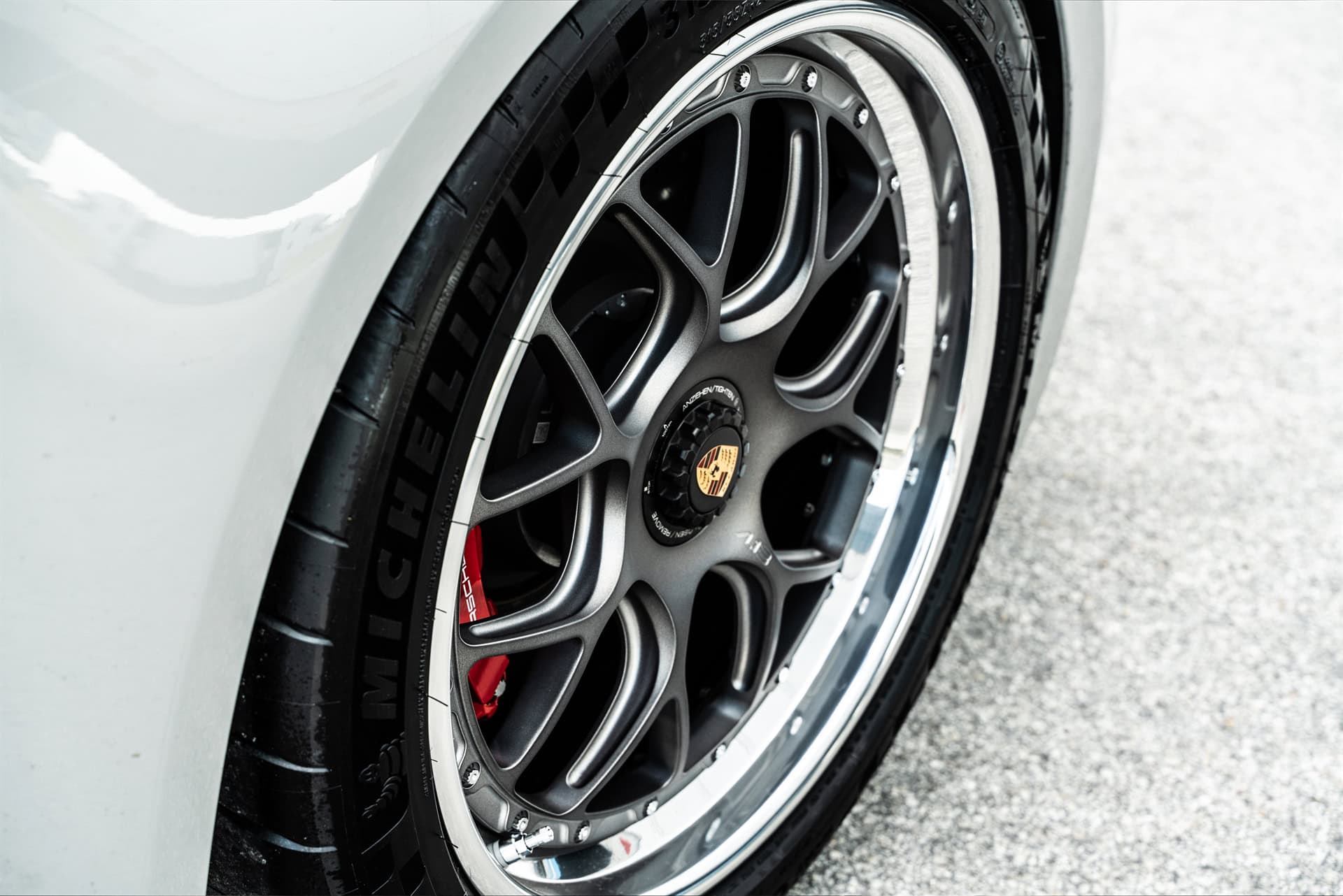 AL13 C007R | Porsche 992 GTS