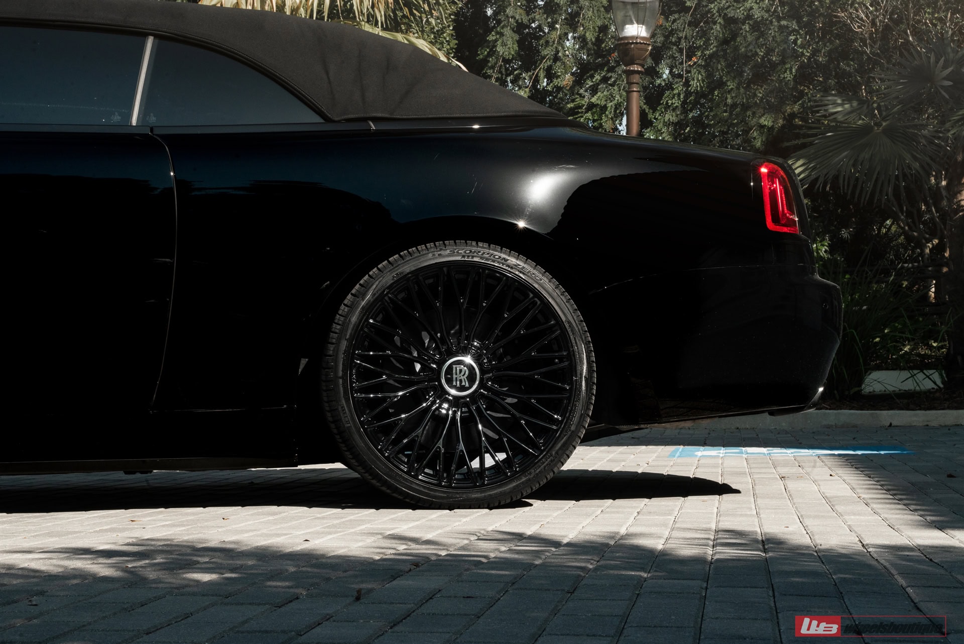 ANRKY RF-140 | Rolls-Royce Dawn