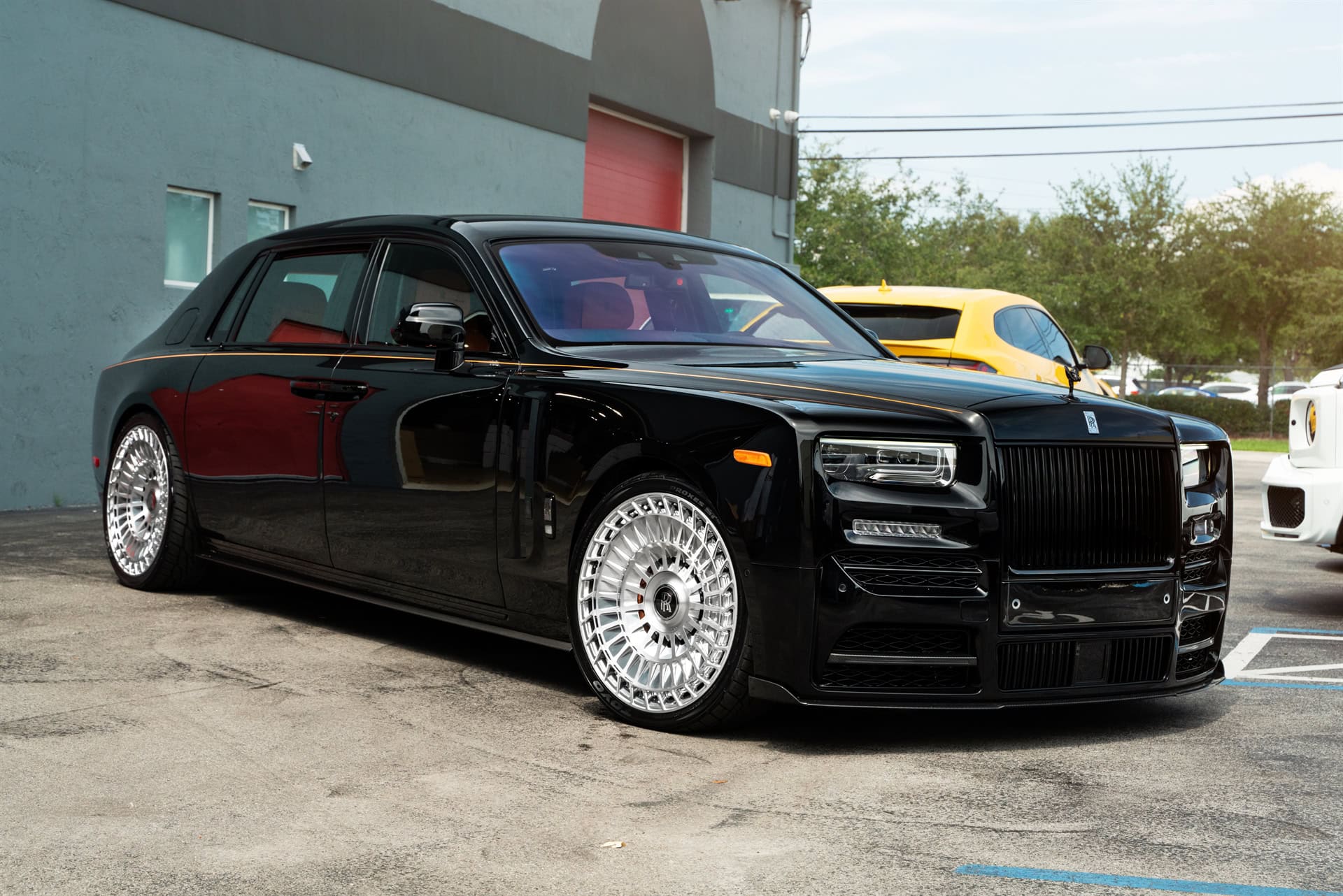 Photo 28 of Rolls-Royce Phantom EWB with Mansory Widebody Kit