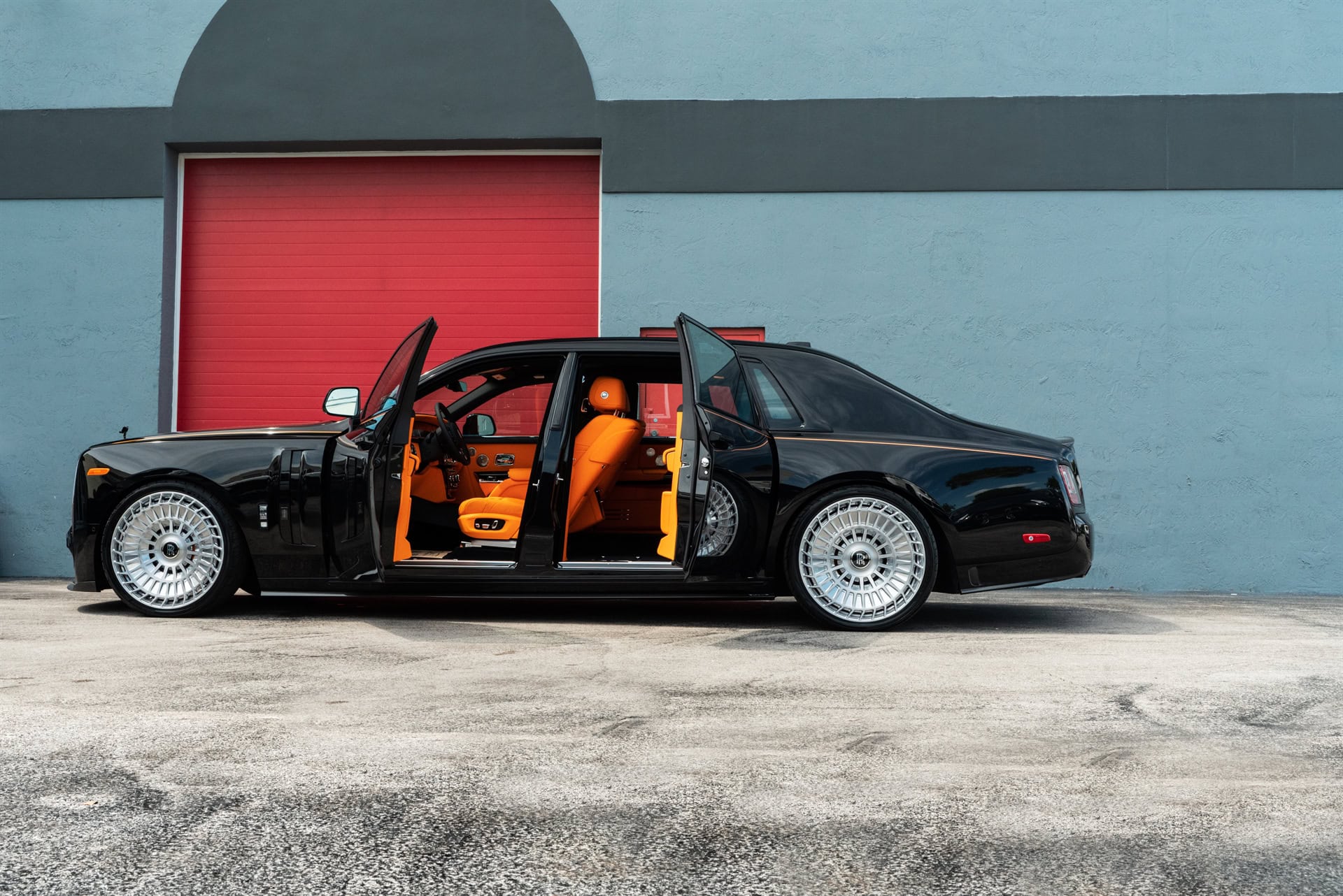 Photo 37 of Rolls-Royce Phantom EWB with Mansory Widebody Kit