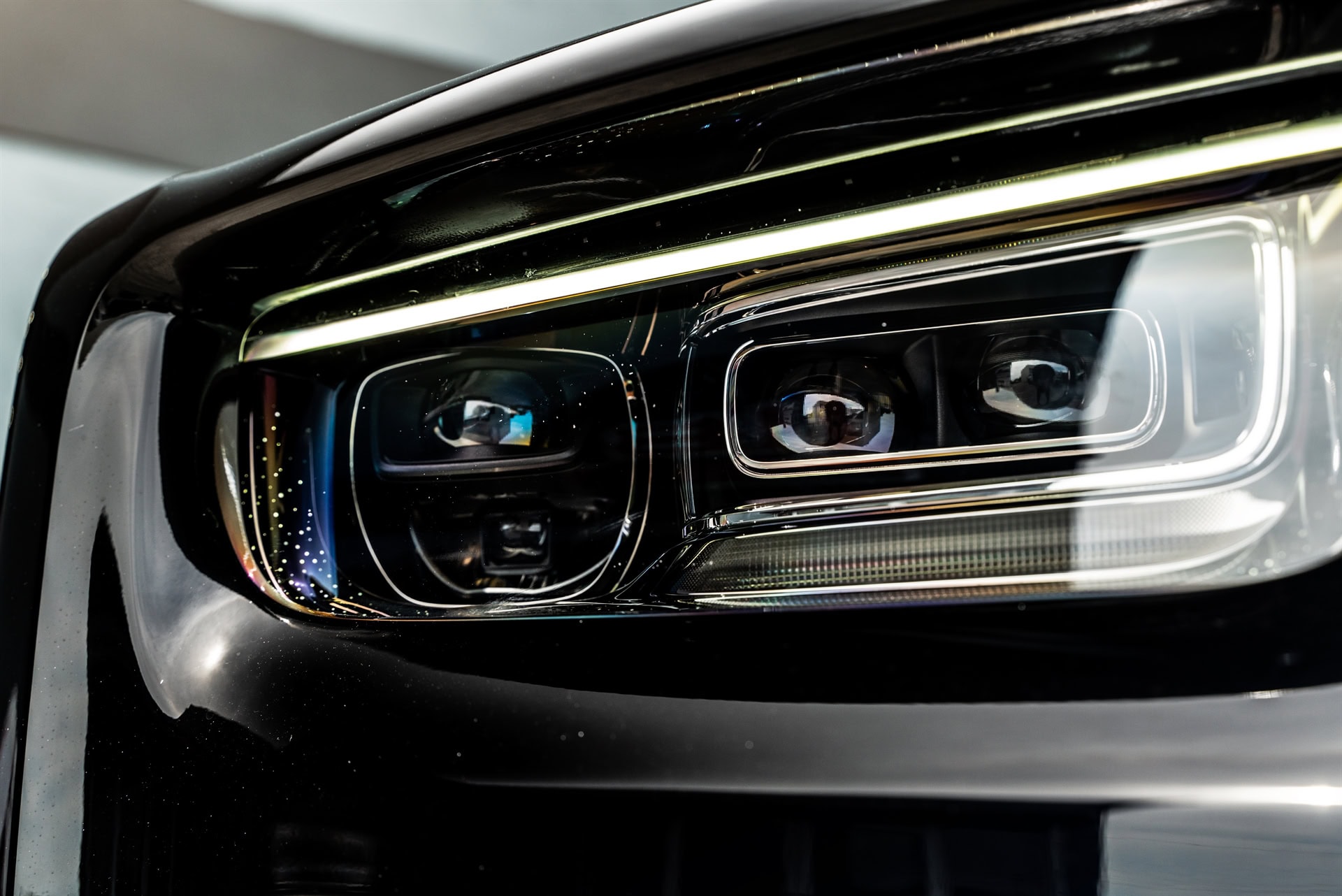 Photo 39 of Rolls-Royce Phantom EWB with Mansory Widebody Kit