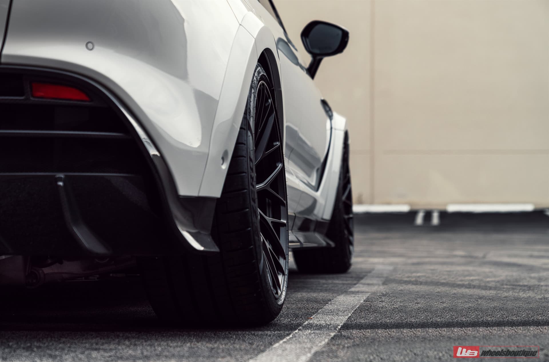 ANRKY AN20 | Aston Martin DBX
