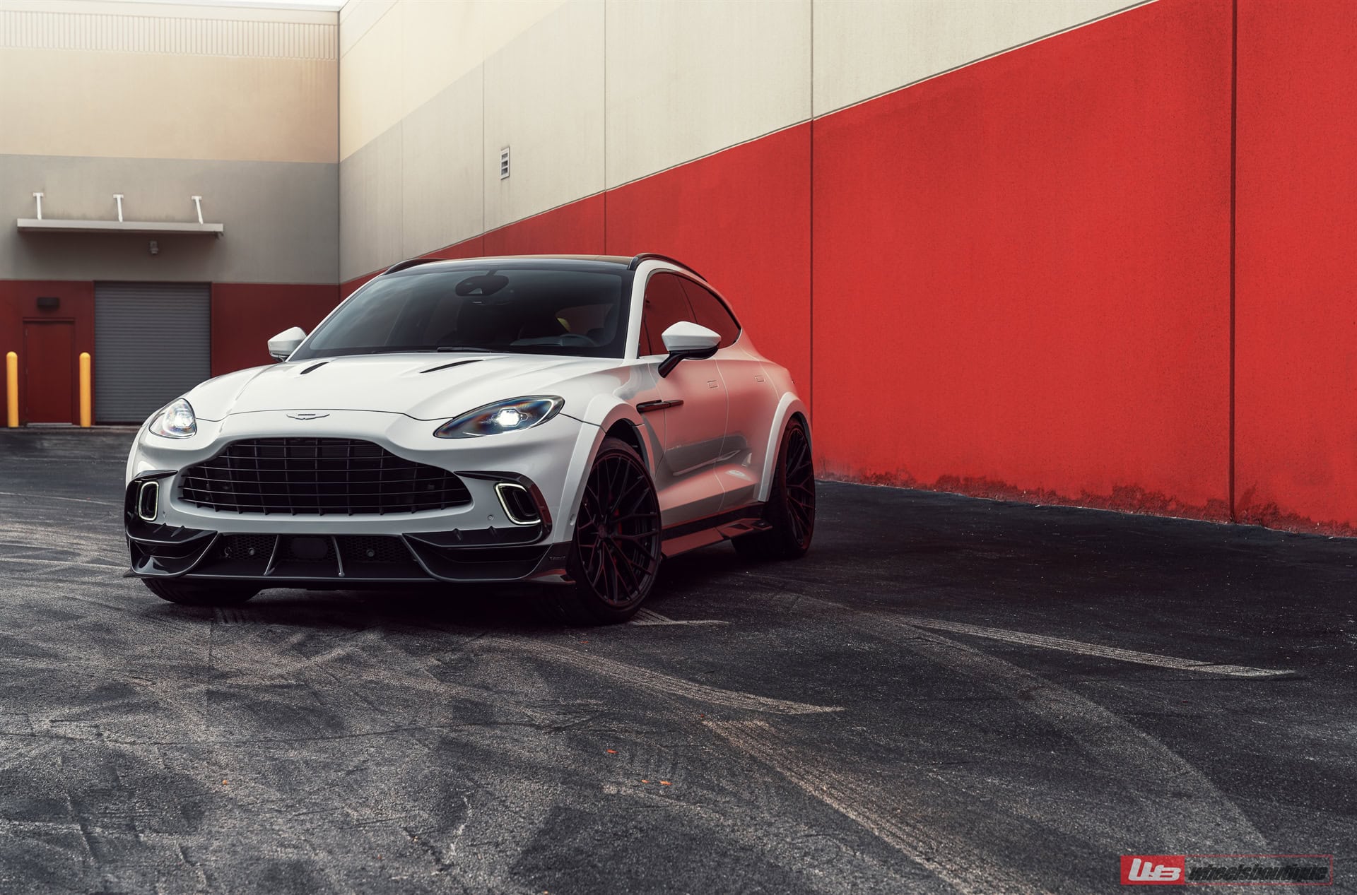 ANRKY AN20 | Aston Martin DBX