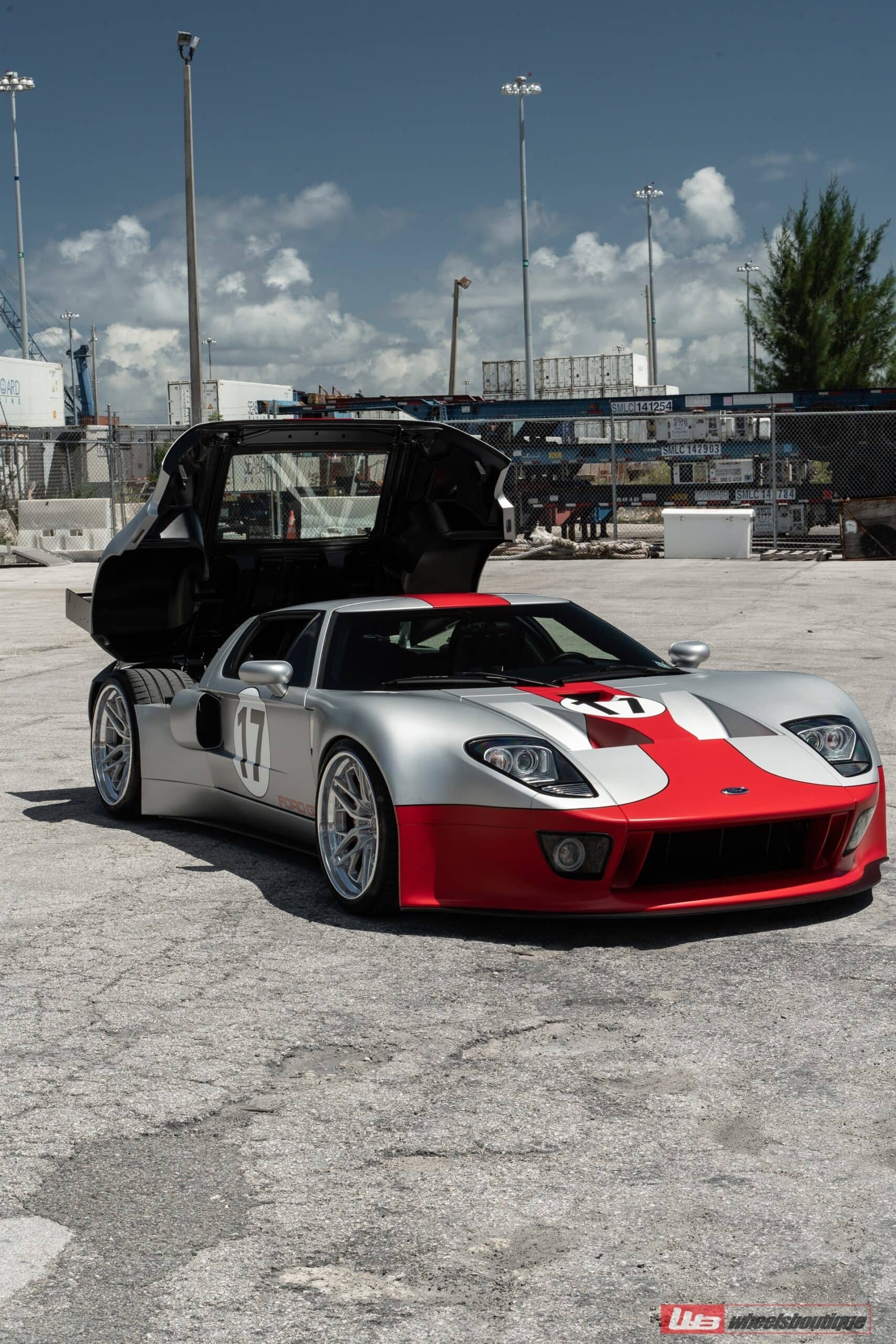 Photo 21 of Widebody Ford GT | on ANRKY RS5.2 | Brushed Clear