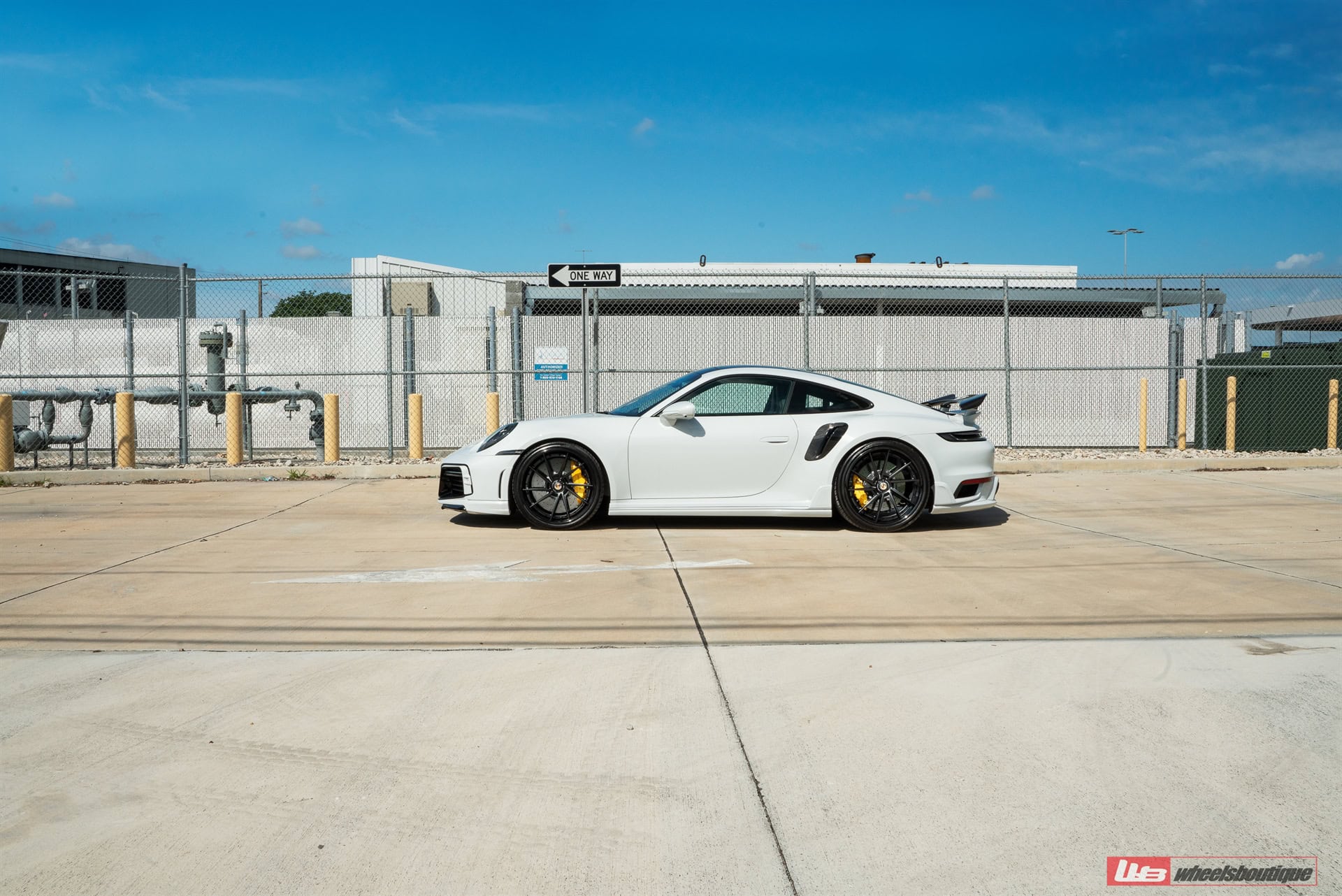 Photo 37 of ANRKY AN33 Satin black center | Porsche 992 Turbo S