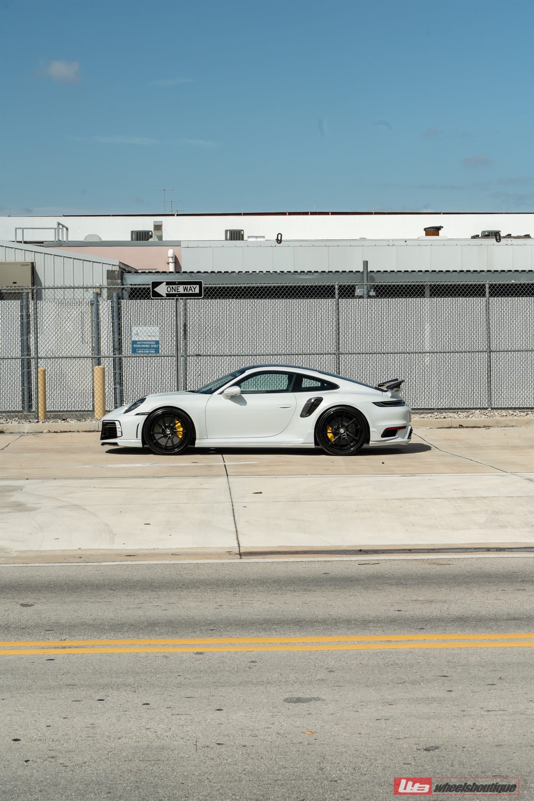 Photo 41 of ANRKY AN33 Satin black center | Porsche 992 Turbo S