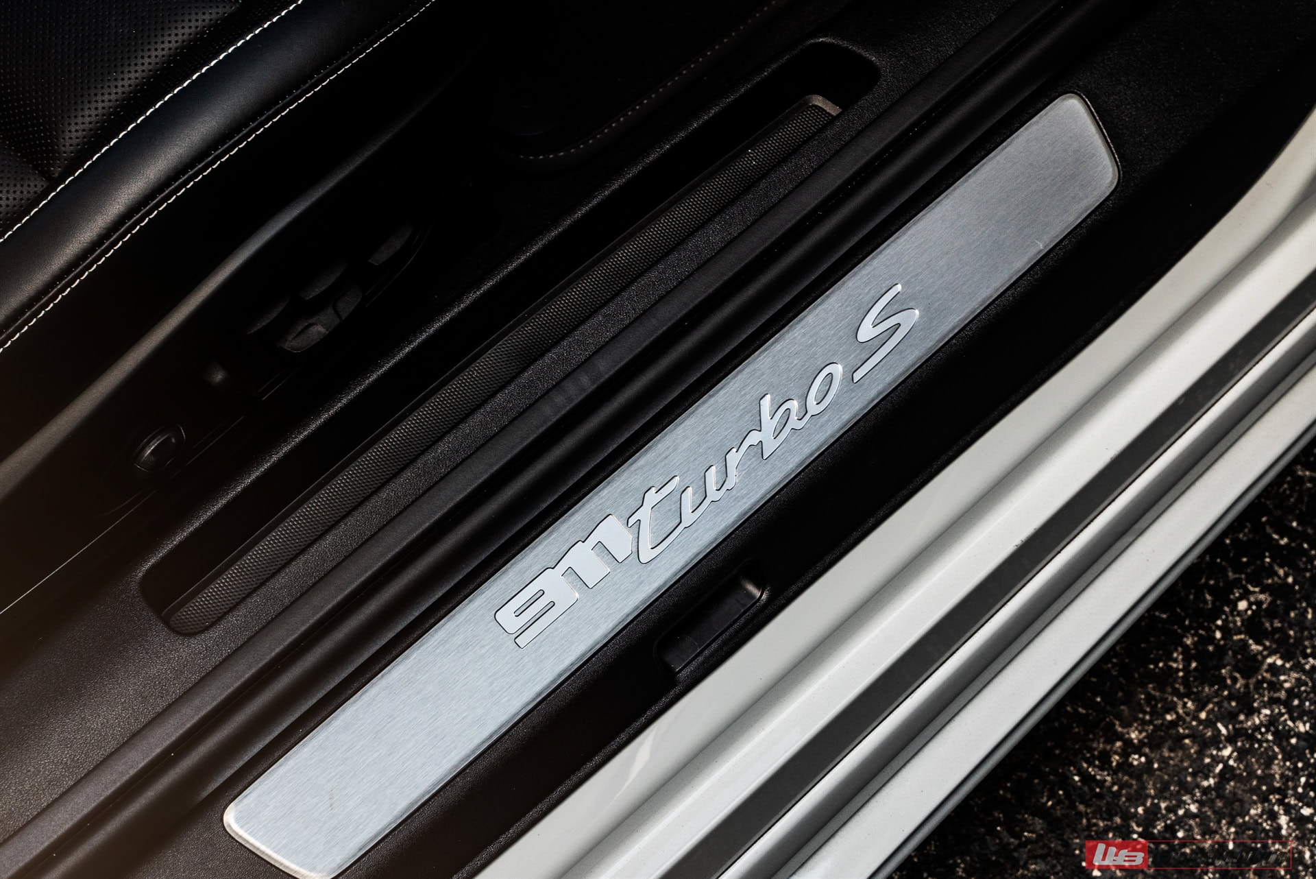 Photo 42 of ANRKY AN33 Satin black center | Porsche 992 Turbo S