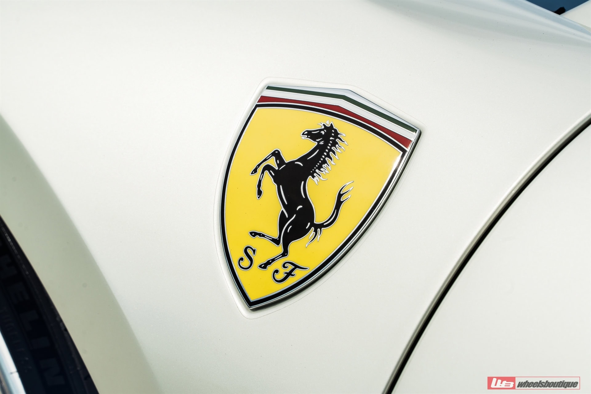 Ferrari 488 Pista | Bianco Avus | on ANRKY RS5.3 | Brushed Clear