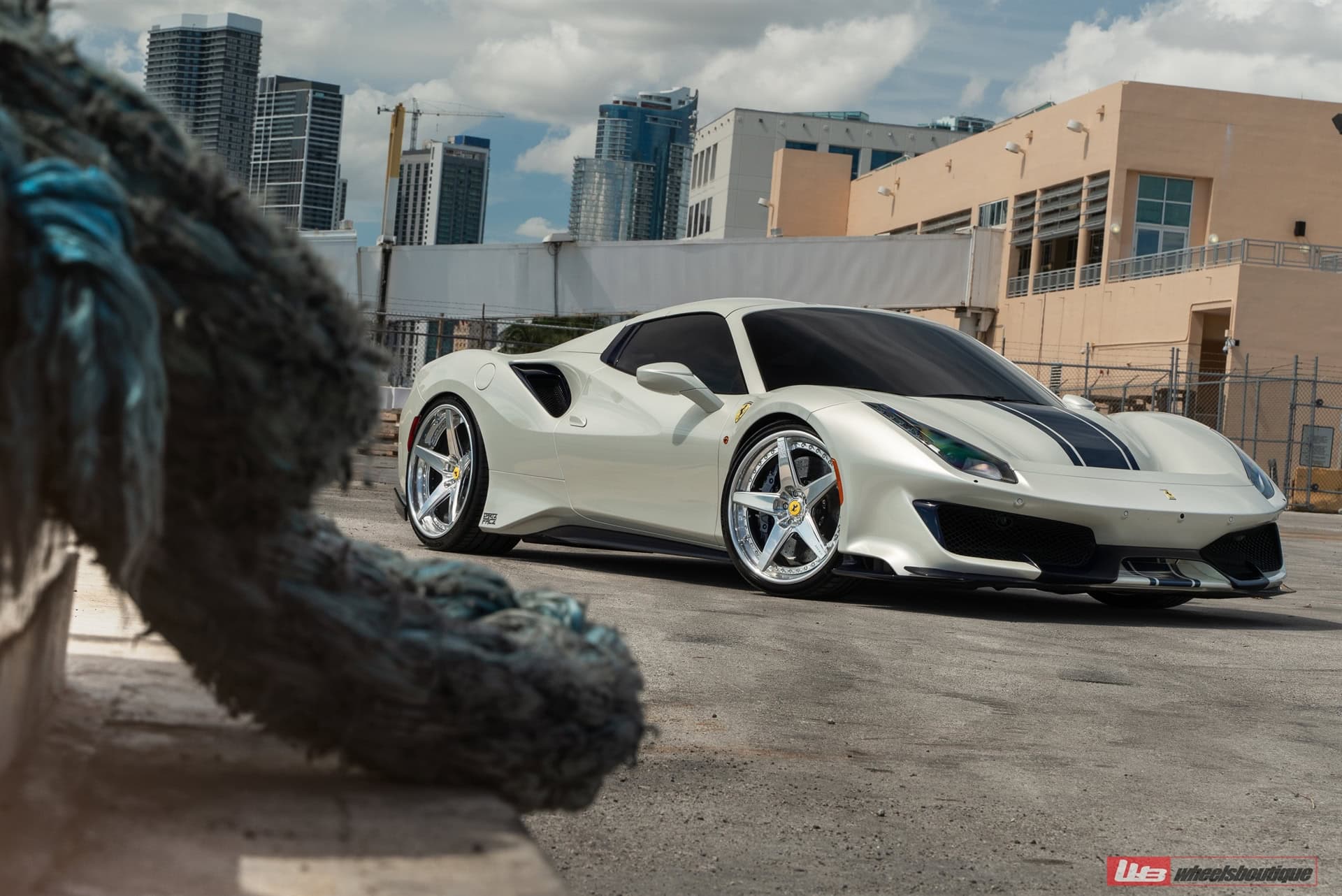 Photo 28 of Ferrari 488 Pista | Bianco Avus | on ANRKY RS5.3 | Brushed Clear