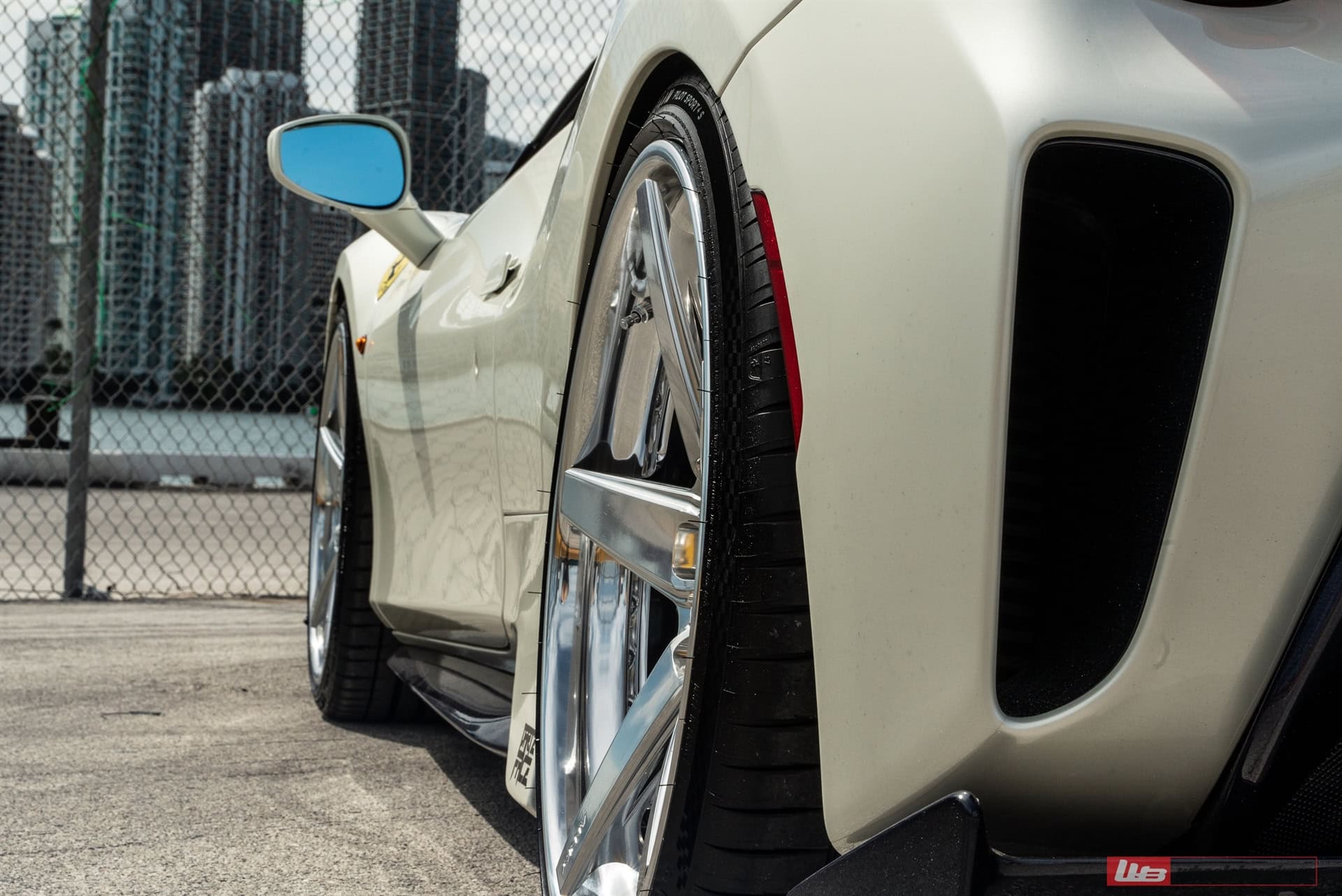 Photo 35 of Ferrari 488 Pista | Bianco Avus | on ANRKY RS5.3 | Brushed Clear