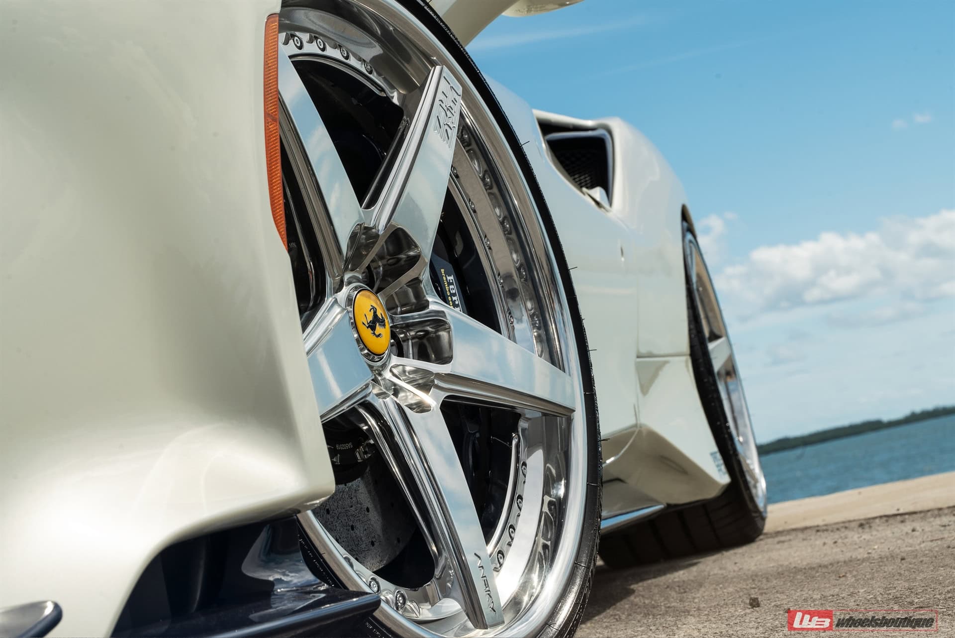Photo 42 of Ferrari 488 Pista | Bianco Avus | on ANRKY RS5.3 | Brushed Clear