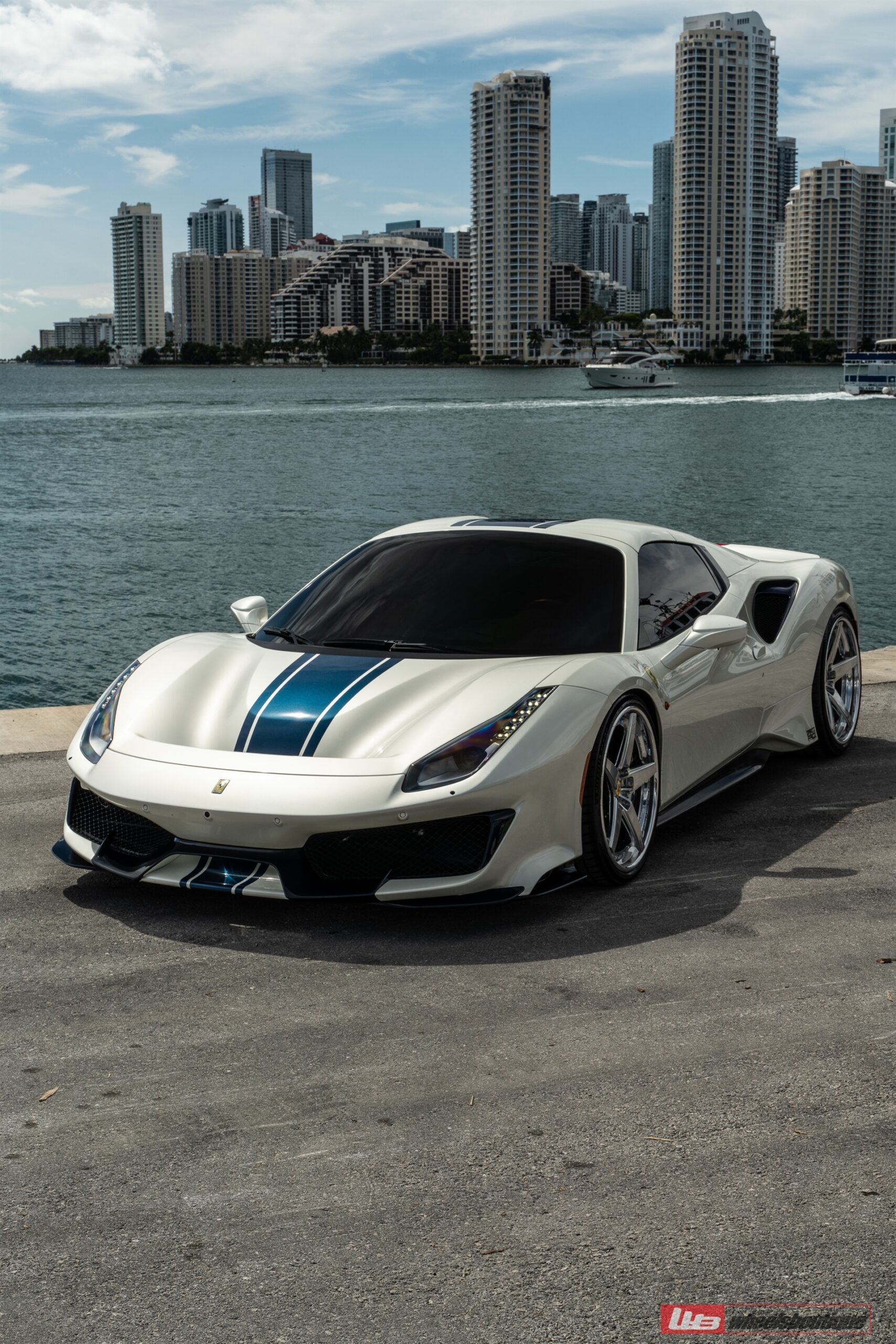 Photo 48 of Ferrari 488 Pista | Bianco Avus | on ANRKY RS5.3 | Brushed Clear