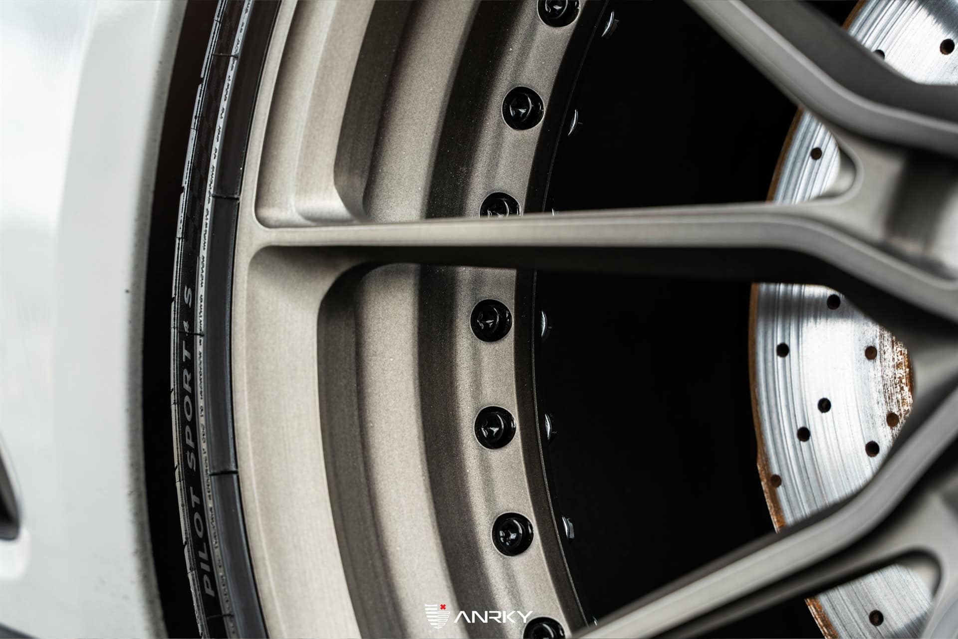 Porsche 991TT-S – AN22 SeriesTWO
