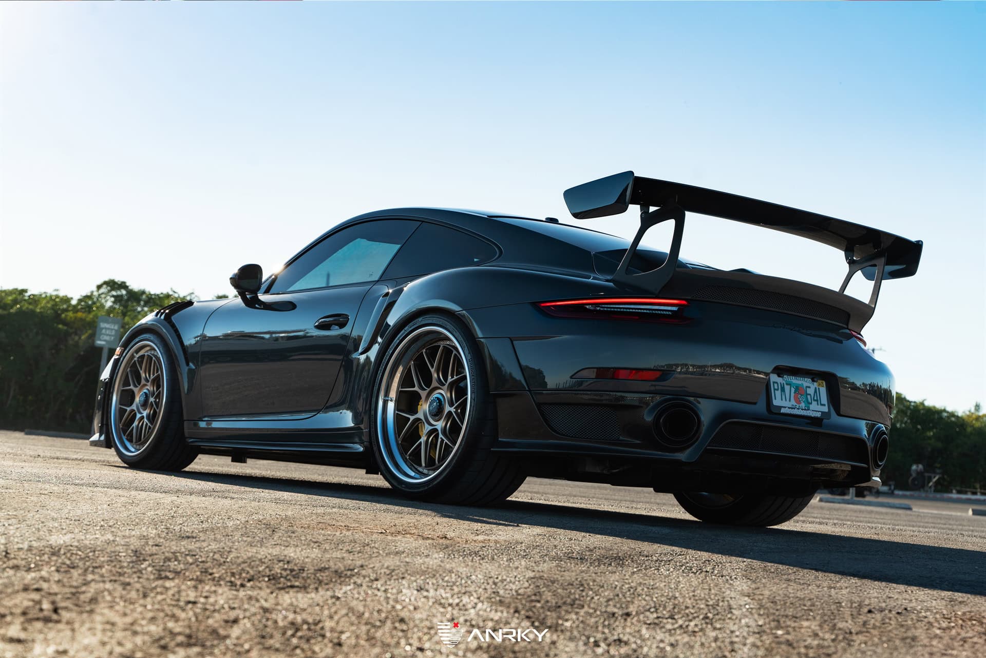 Photo 21 of Porsche 991.2 GT2 RS | Grigio Telesto | on ANRKY JDX-314 | Polished Clear