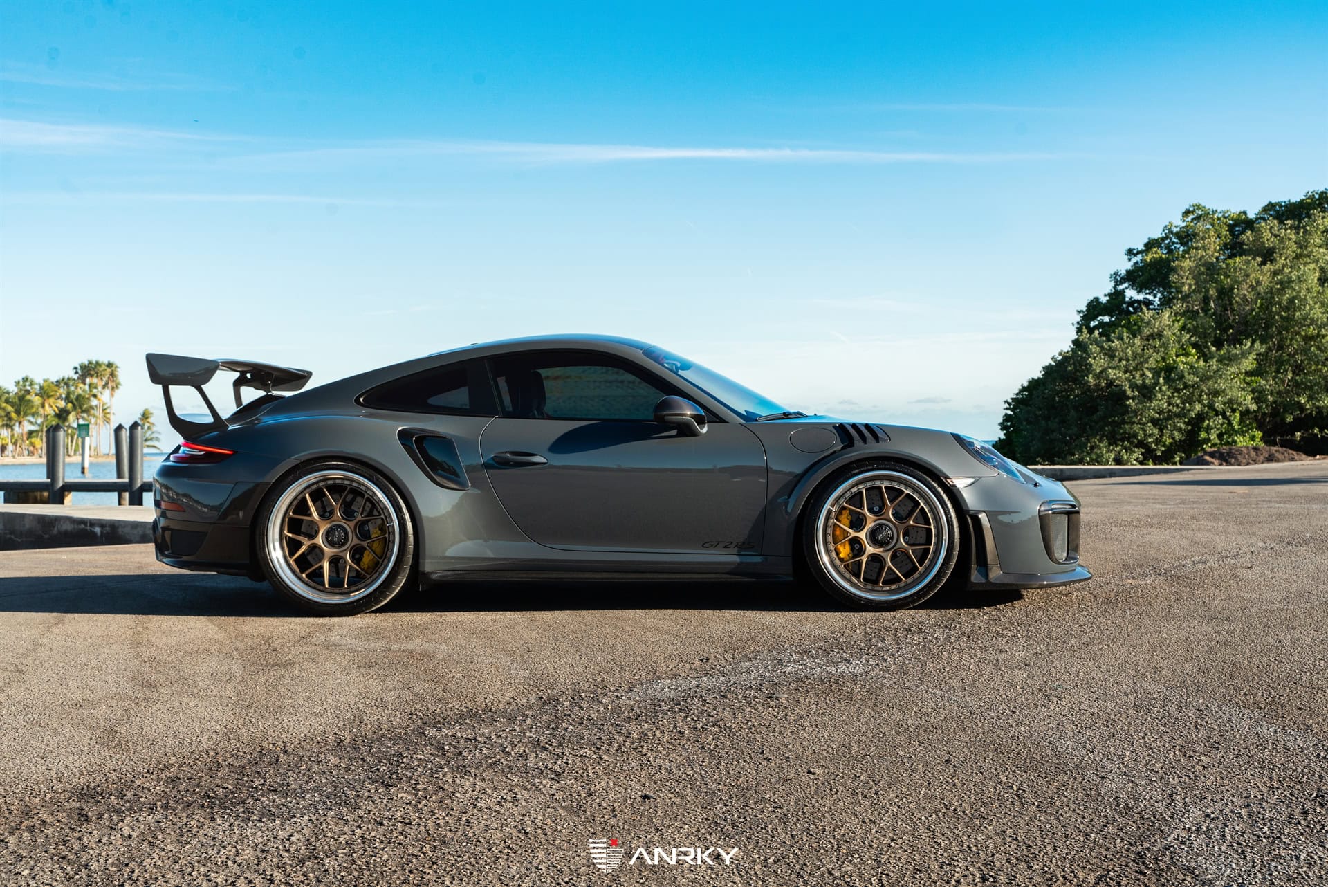 Photo 23 of Porsche 991.2 GT2 RS | Grigio Telesto | on ANRKY JDX-314 | Polished Clear