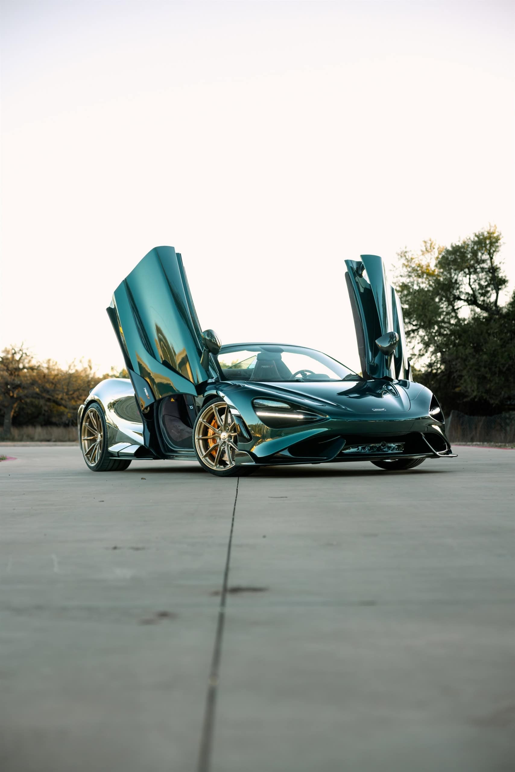 Mclaren 765 LT Spider | on HRE P104SC | Brushed Champagne