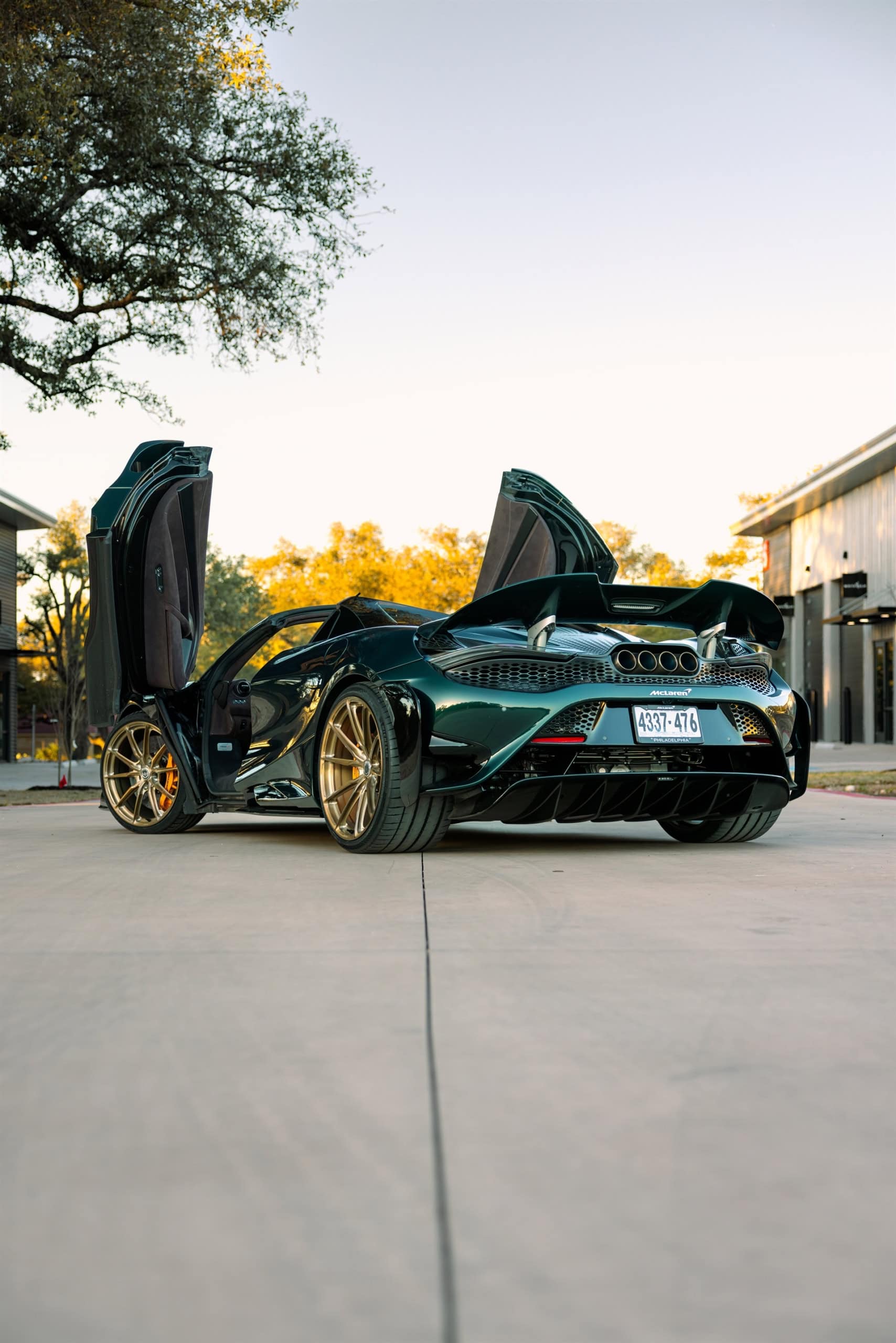 Mclaren 765 LT Spider | on HRE P104SC | Brushed Champagne