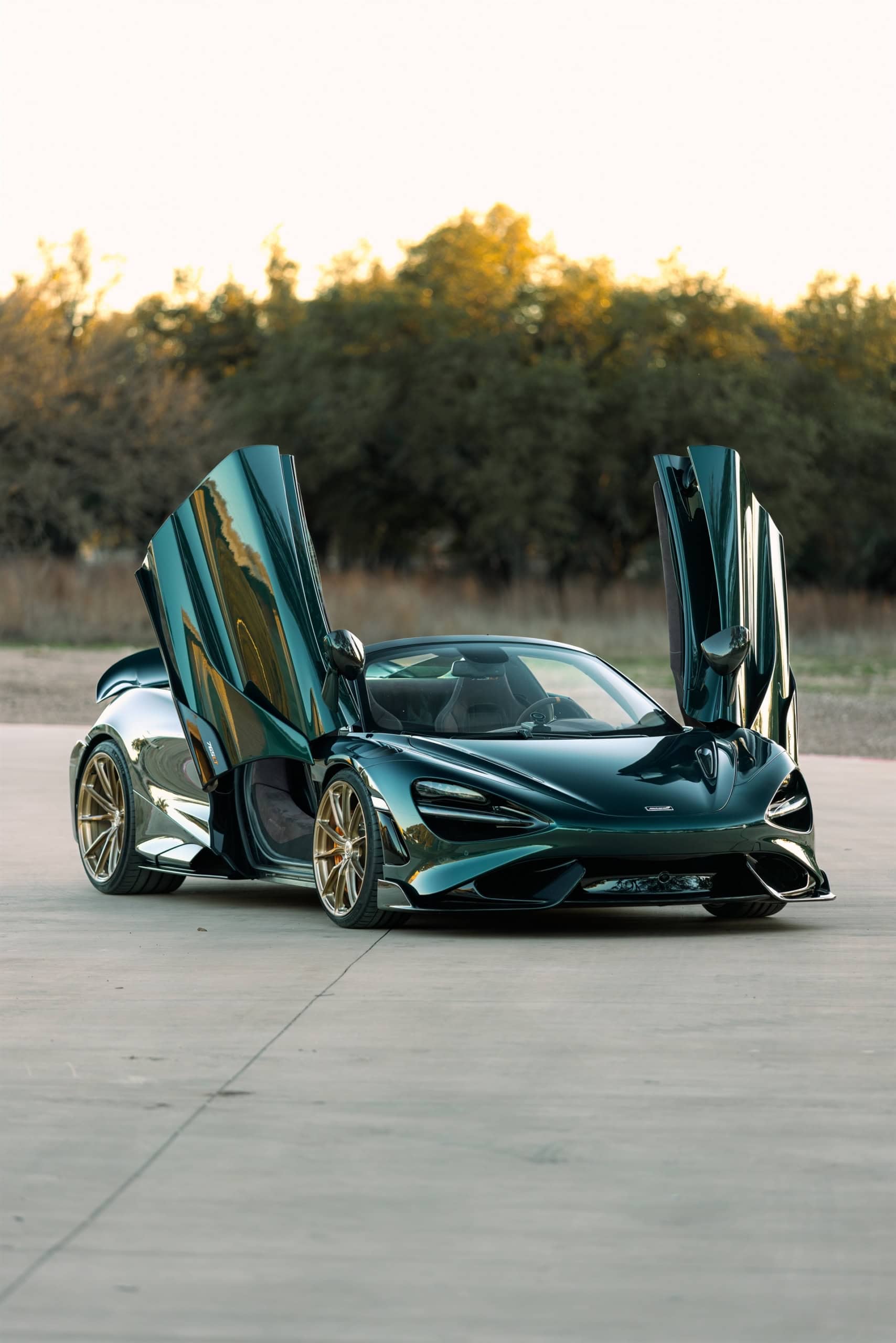 Mclaren 765 LT Spider | on HRE P104SC | Brushed Champagne