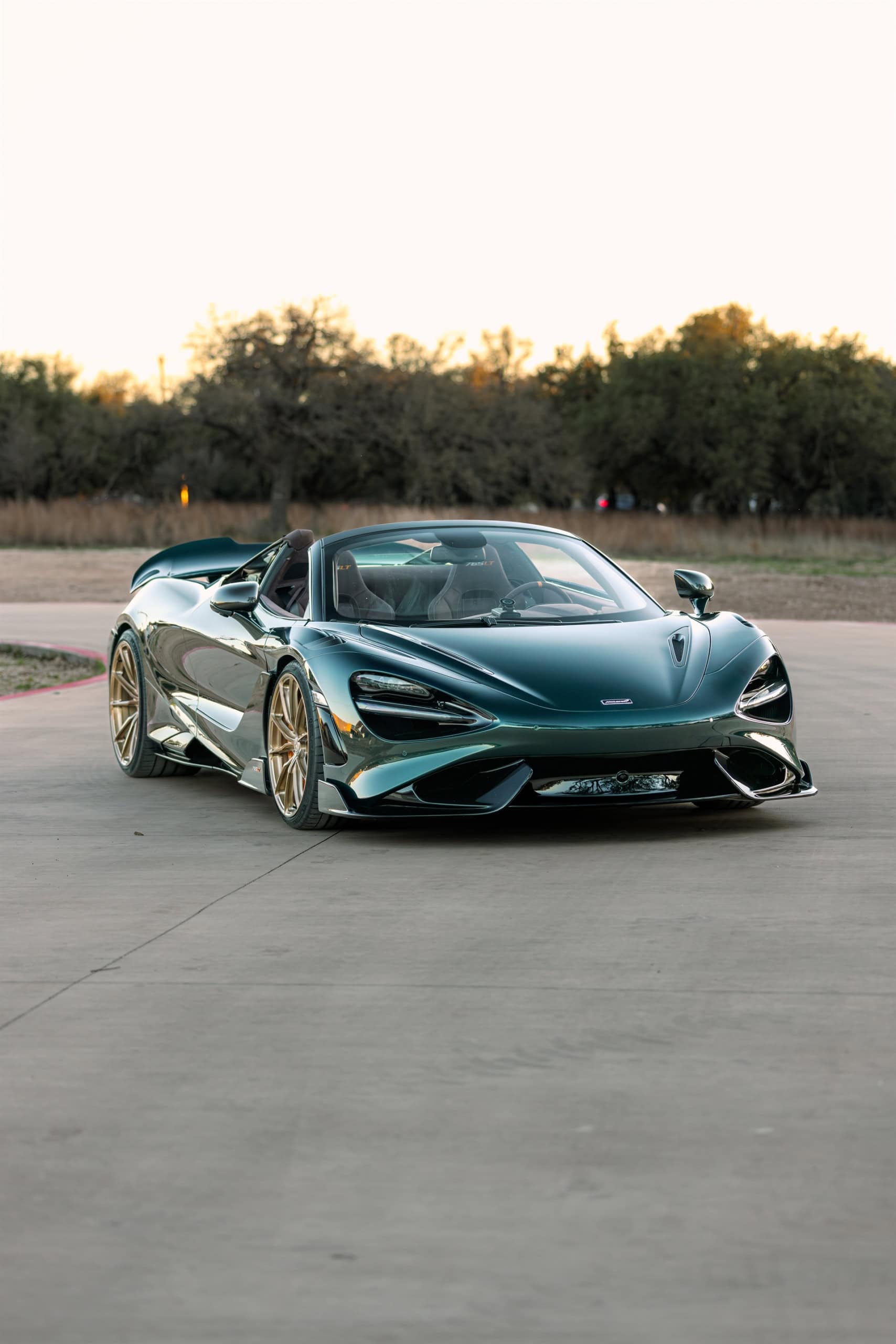 Photo 27 of Mclaren 765 LT Spider | on HRE P104SC | Brushed Champagne