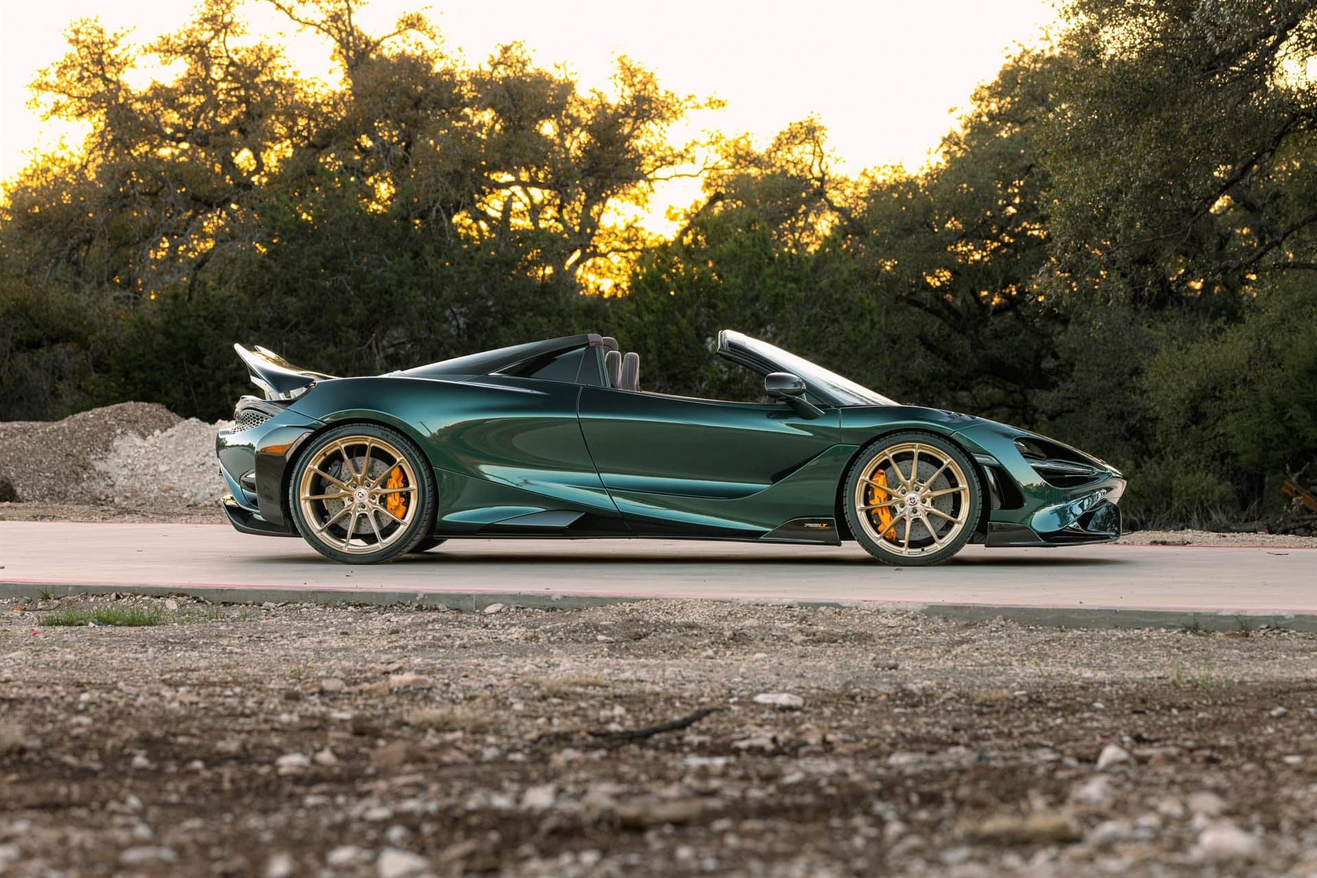 Photo 28 of Mclaren 765 LT Spider | on HRE P104SC | Brushed Champagne