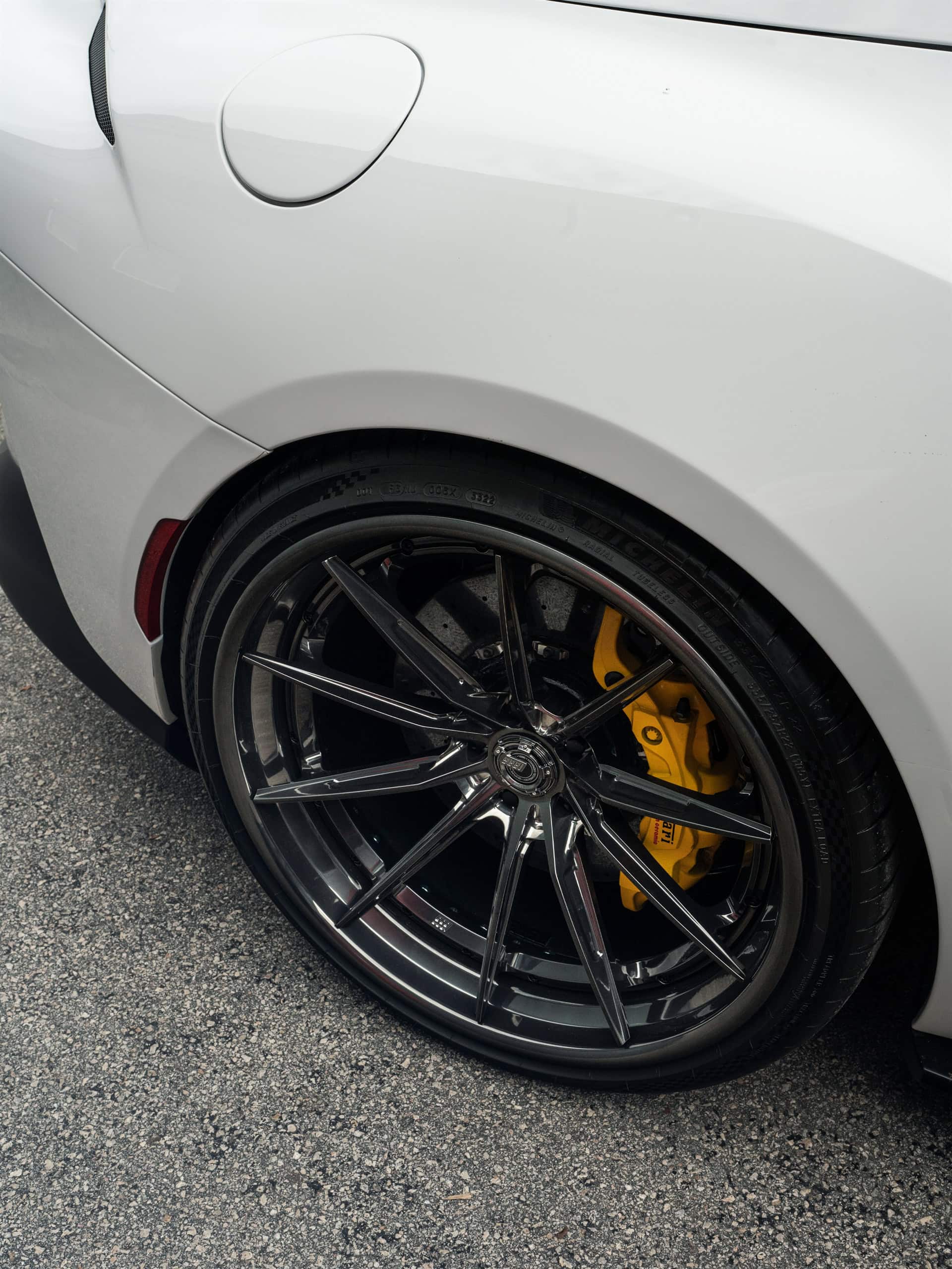 Ferrari 812 GTS on Ferrari 812 GTS | Bianco Avus | on 1886 G-010 | Polished Smoke