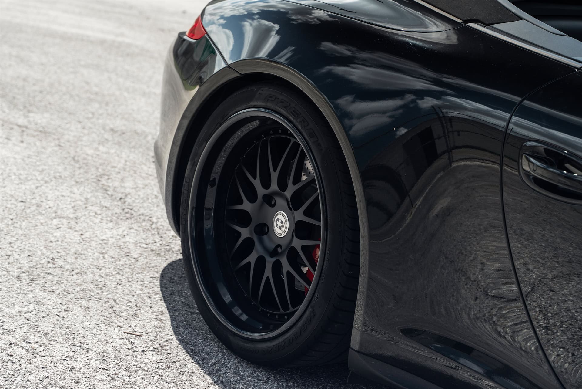 Porsche 991 Carera S Cabriolet | Black | on HRE 540 | Satin Black