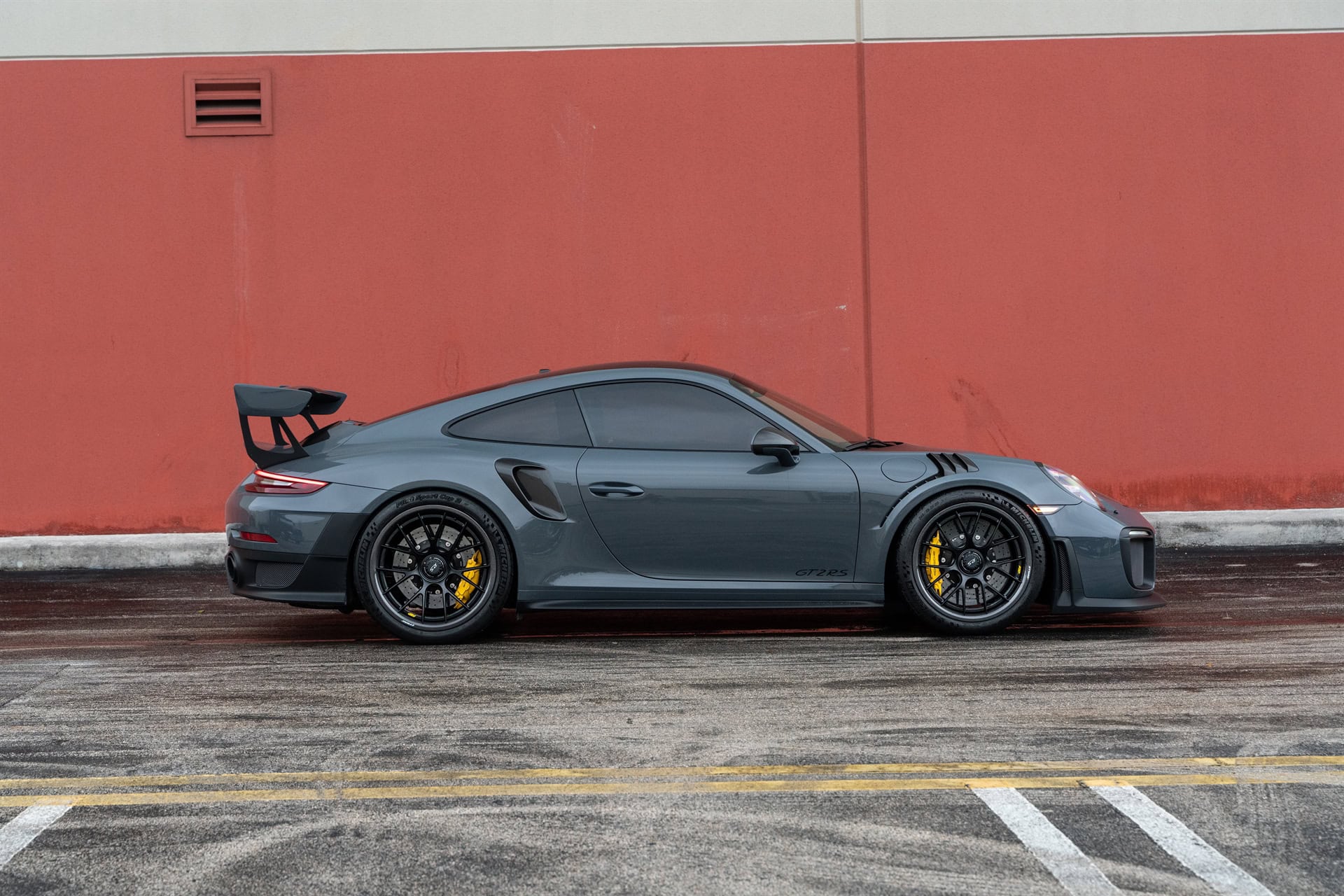 Porsche 991 GT2RS on