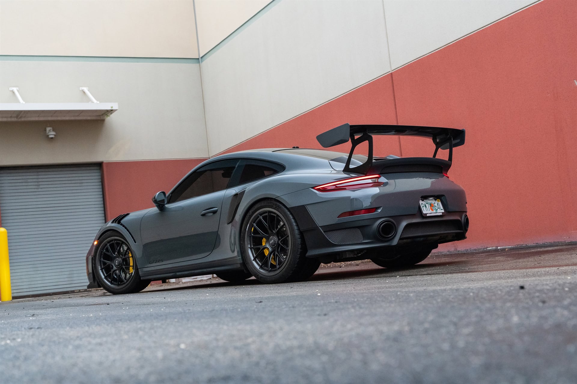 Photo 24 of Porsche 991 GT2RS on