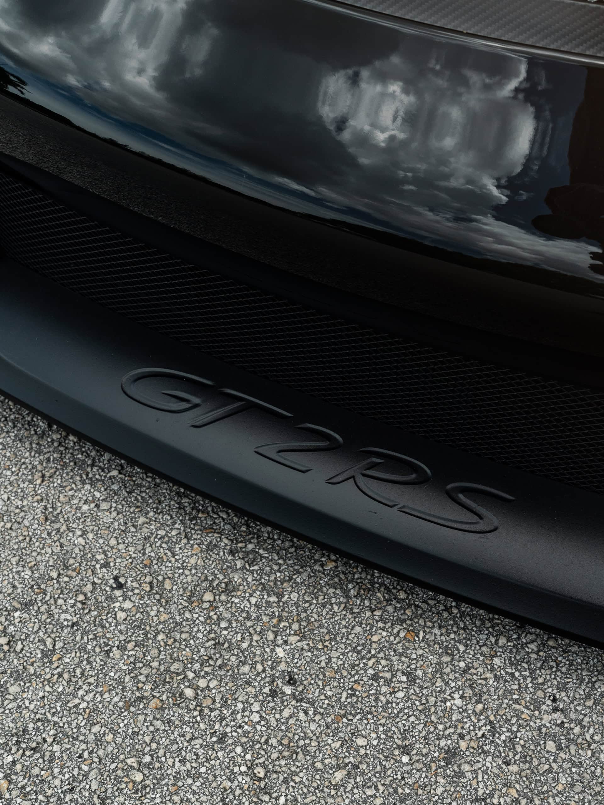 Porsche 991 GT2 RS | Black | On HRE 501 FMR | Frozen Polished Gold