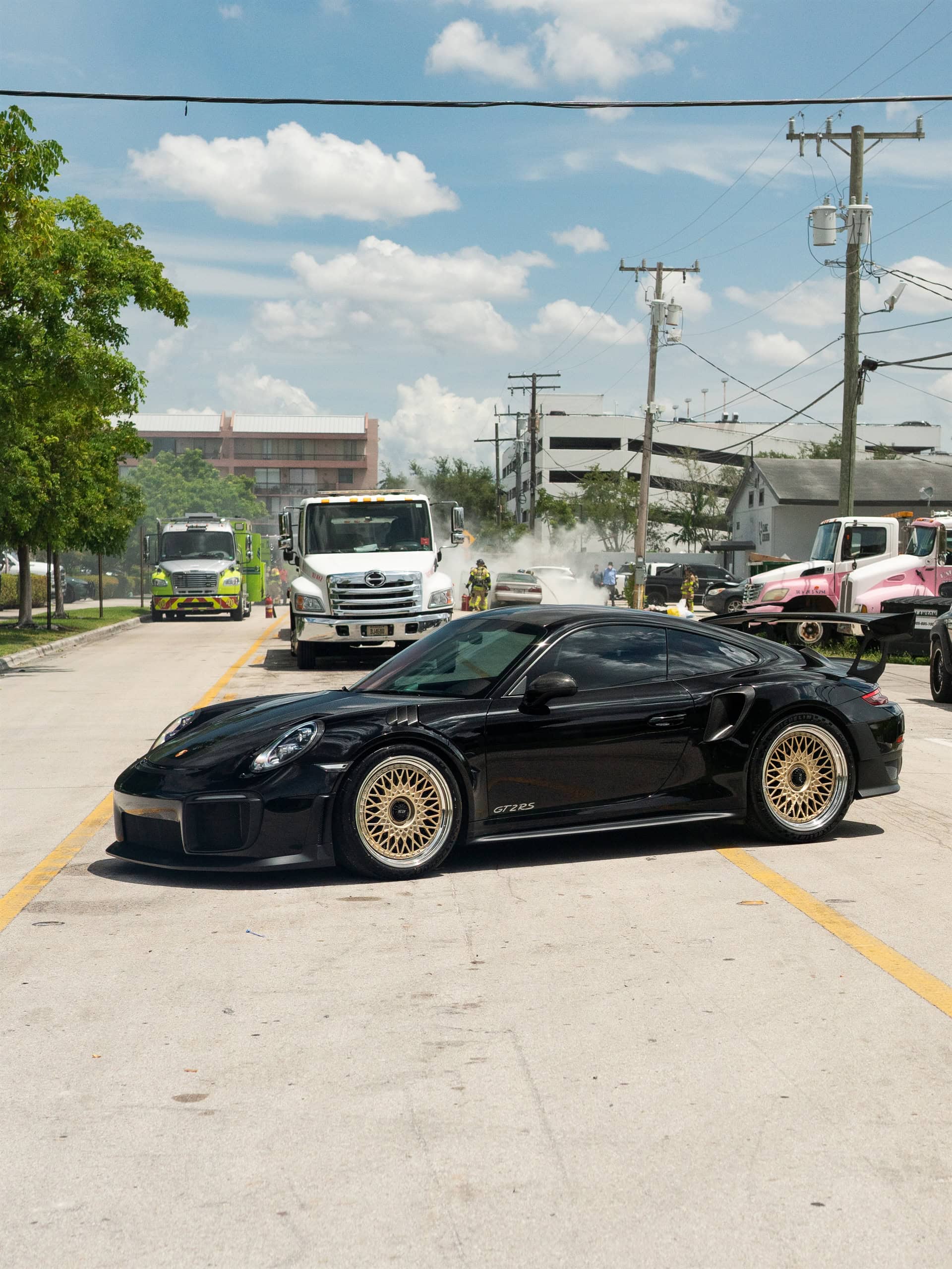 Photo 34 of Porsche 991 GT2 RS | Black | On HRE 501 FMR | Frozen Polished Gold