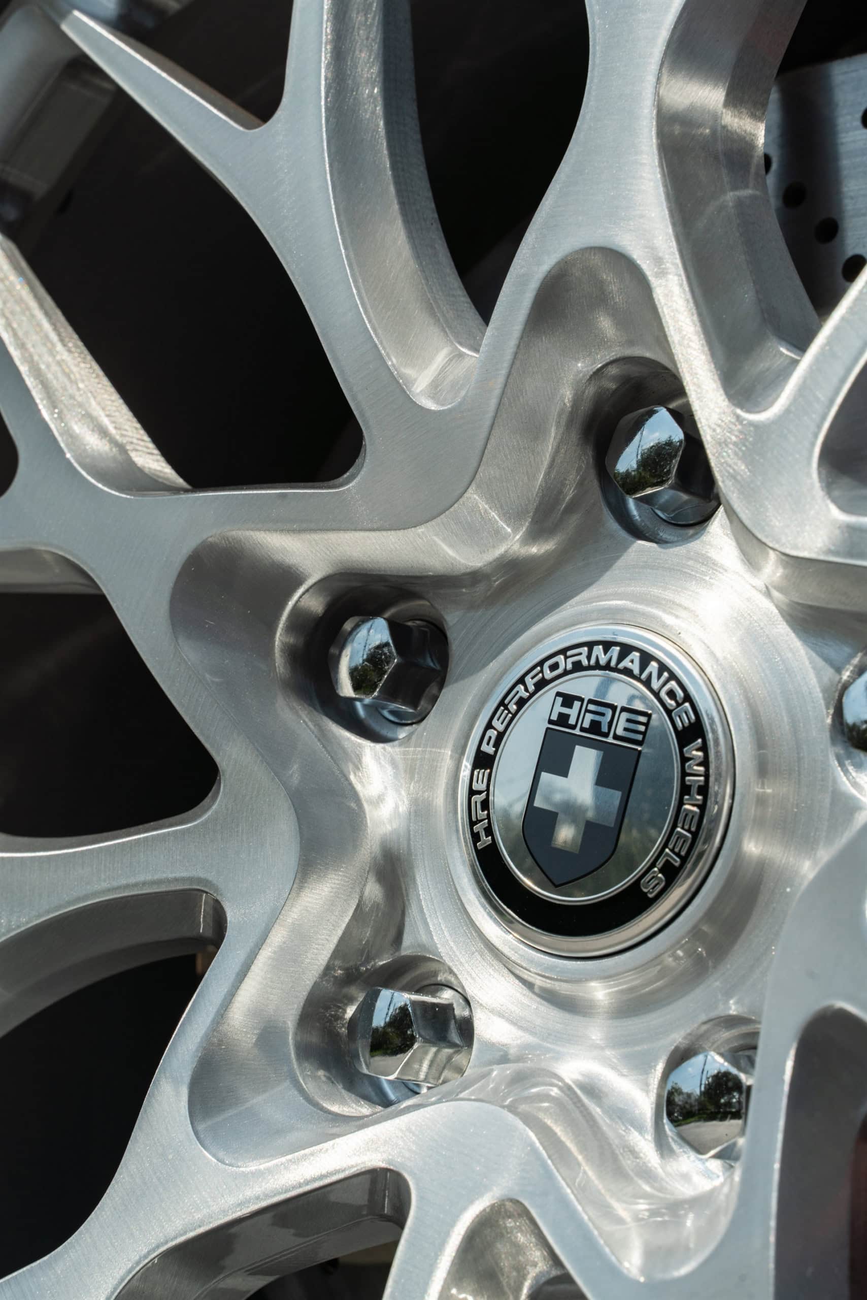 Porsche 992 Carrera S | Carrera White | on HRE 520 FMR | Brushed Clear