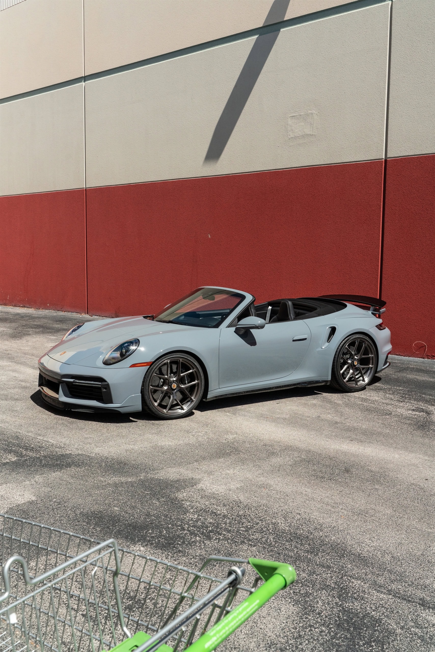 Porsche 992 Turbo S | Slate Grey | on R101 LW | Brushed Dark Clear
