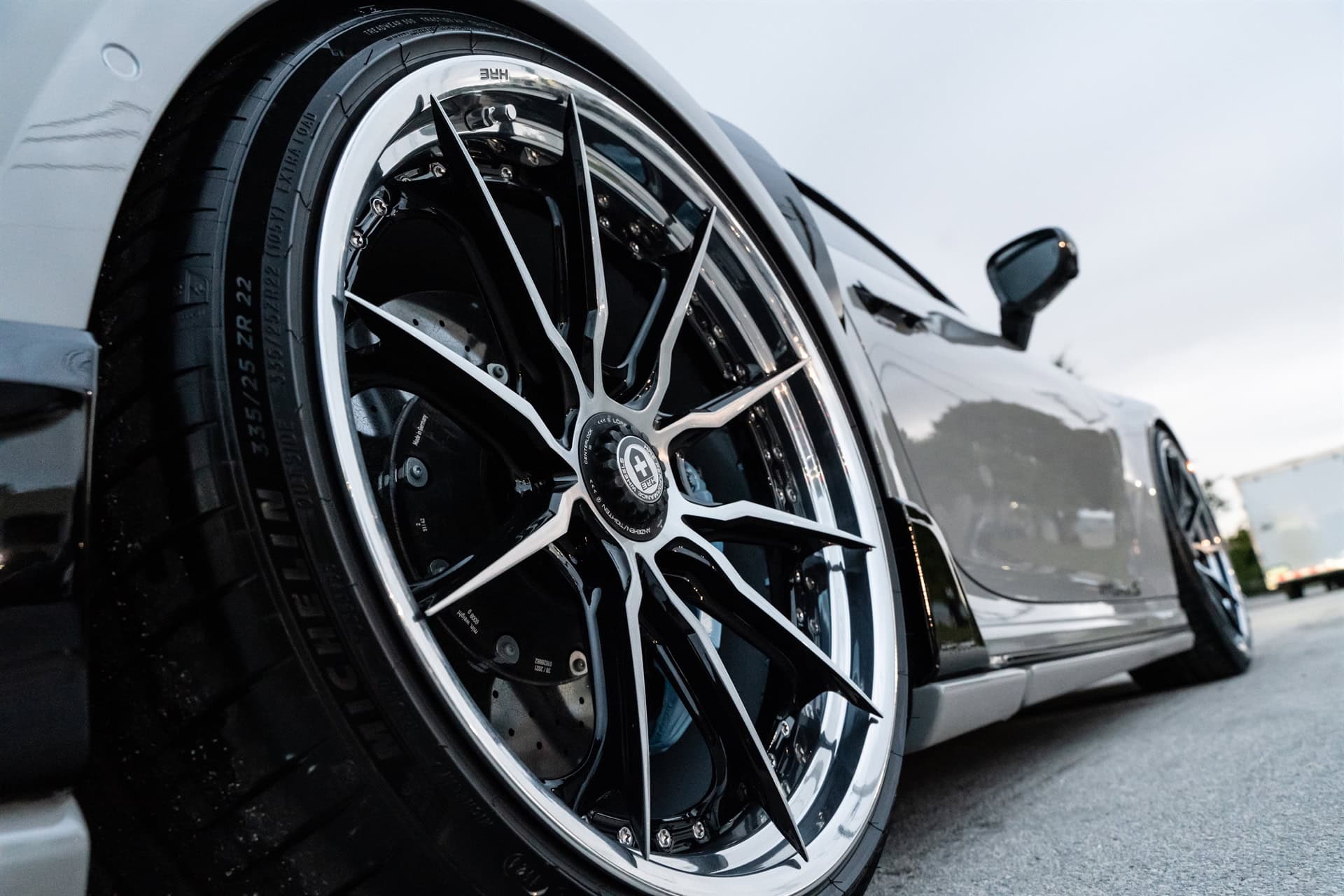 TECHART 992 Turbo S | Chalk | on HRE S104SC | Brushed Clear/ Gloss Black Window