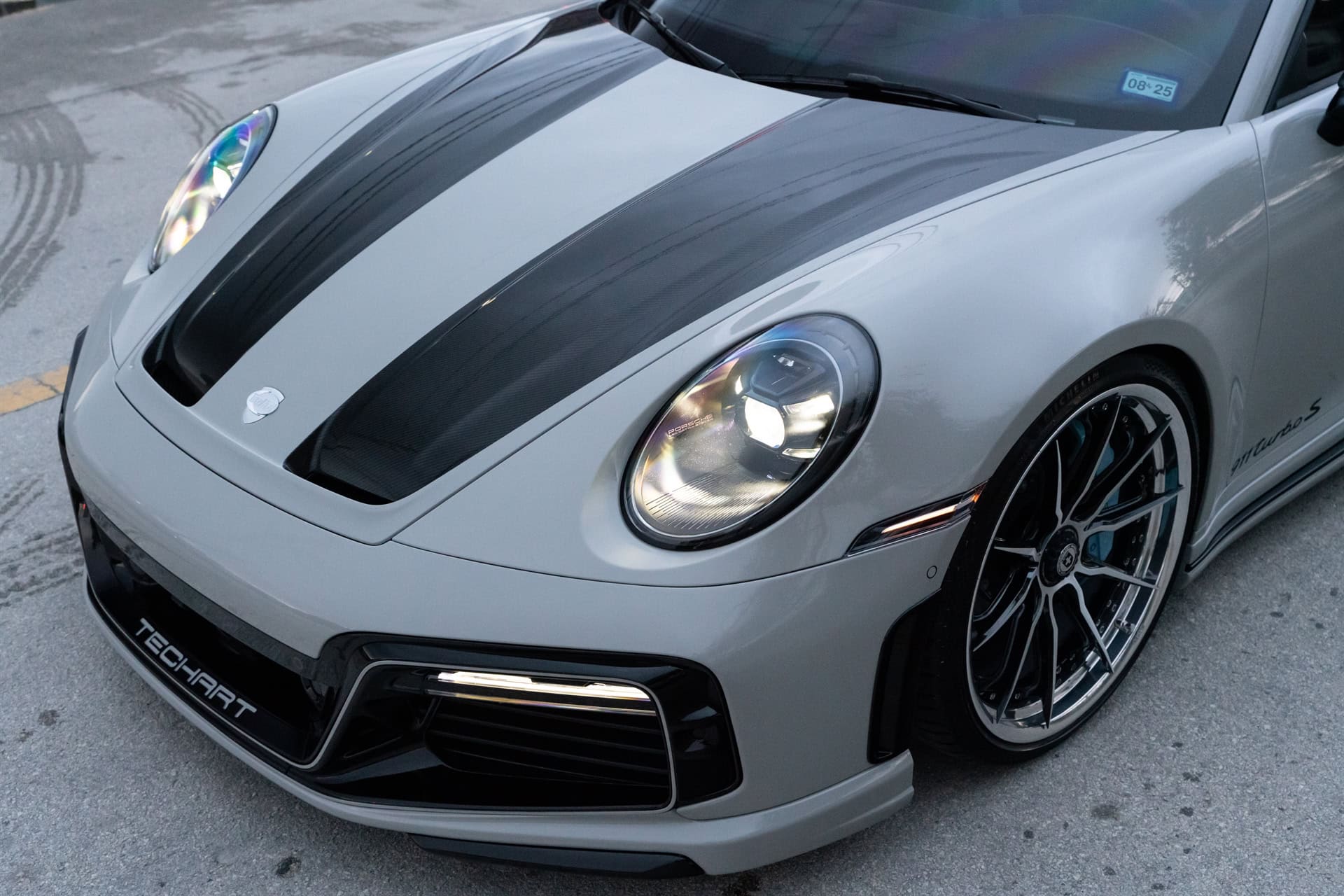 TECHART 992 Turbo S | Chalk | on HRE S104SC | Brushed Clear/ Gloss Black Window