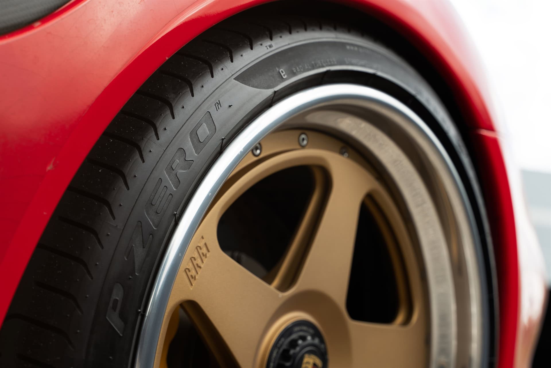 Porsche 997 Turbo S | Guards Red | on 1886 S005 Wheels | Satin Gold