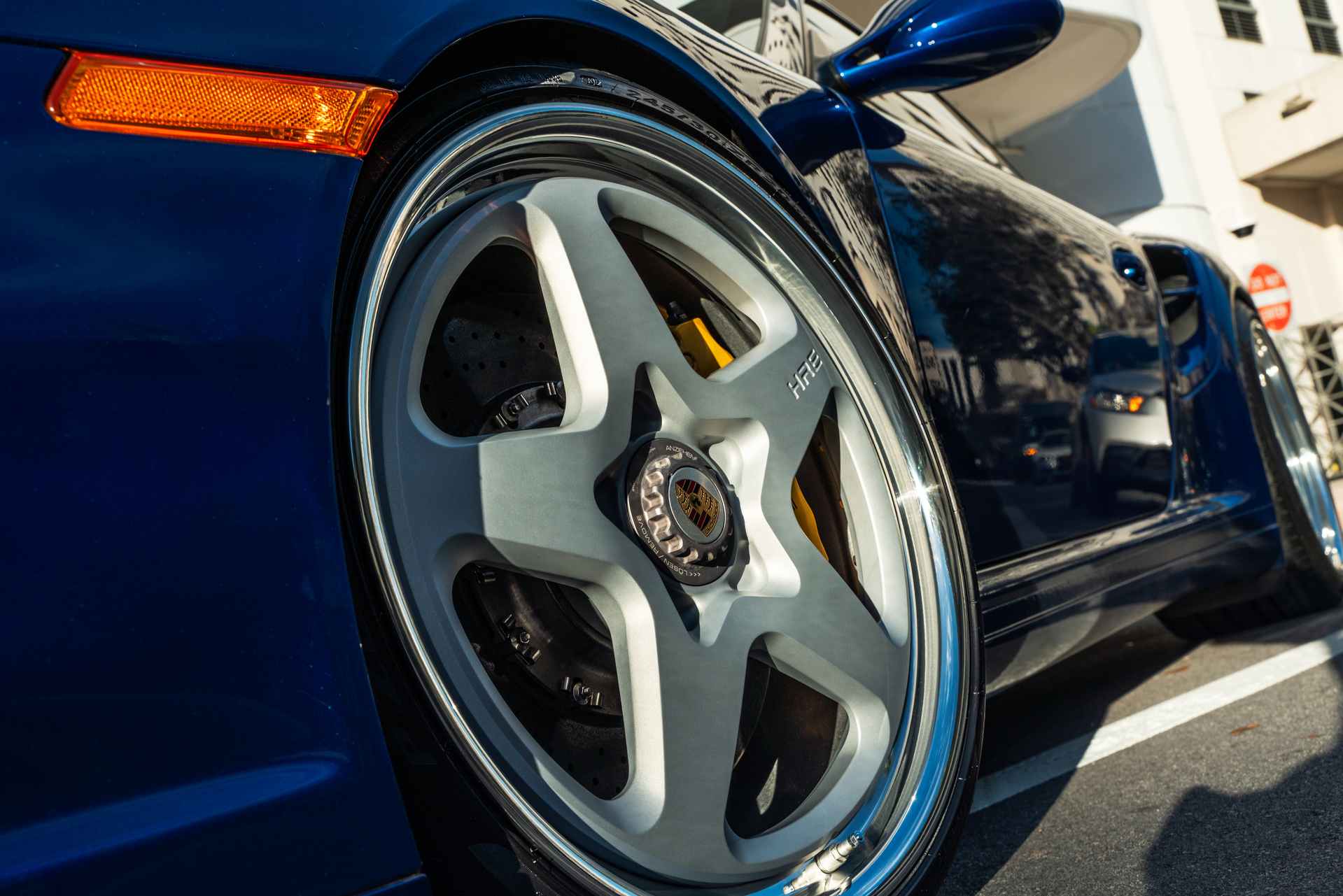 Porsche 997 Turbo | Aqua Blue Metallic | HRE 527 FMR