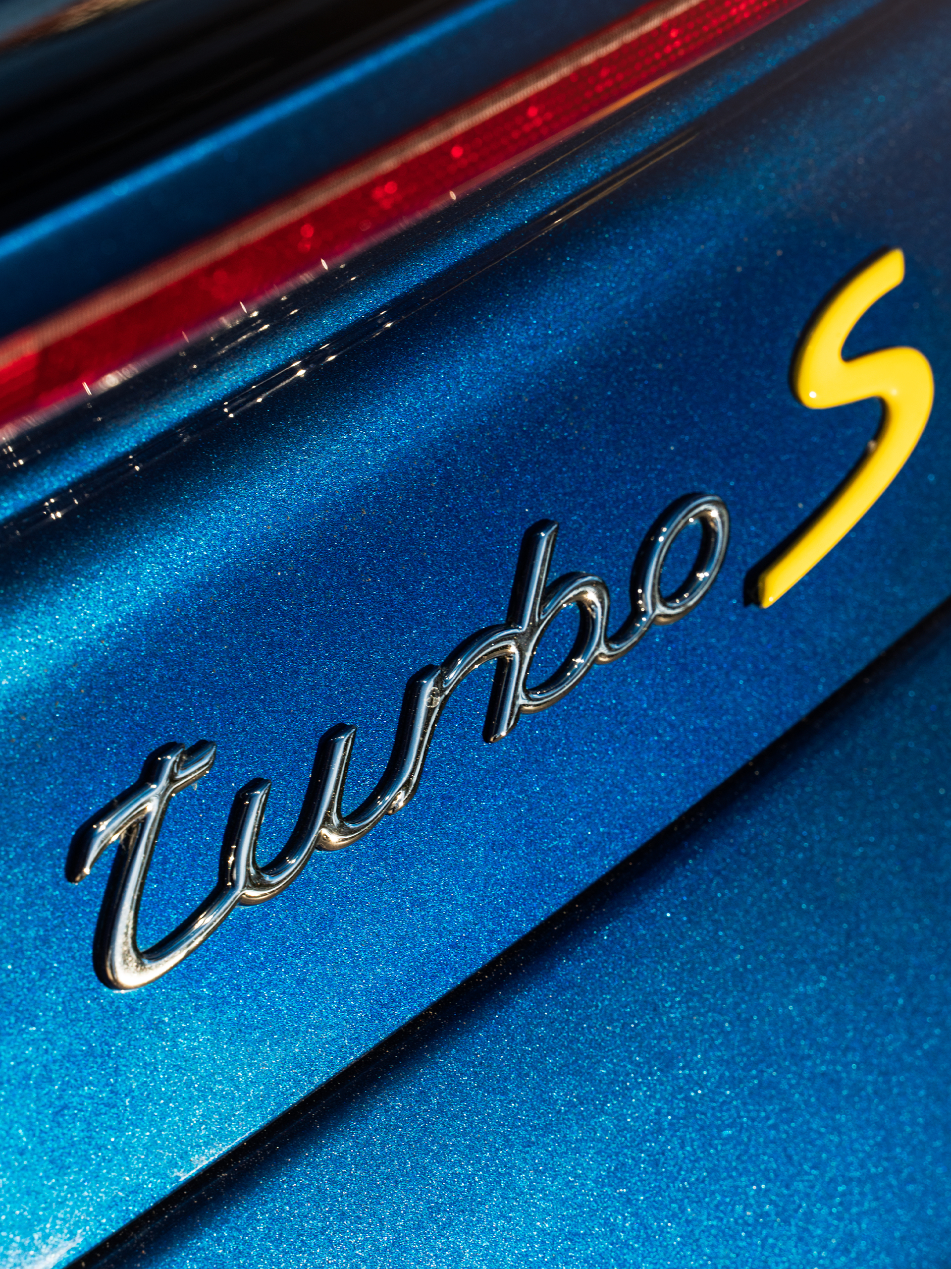 Porsche 997 Turbo | Aqua Blue Metallic | HRE 527 FMR