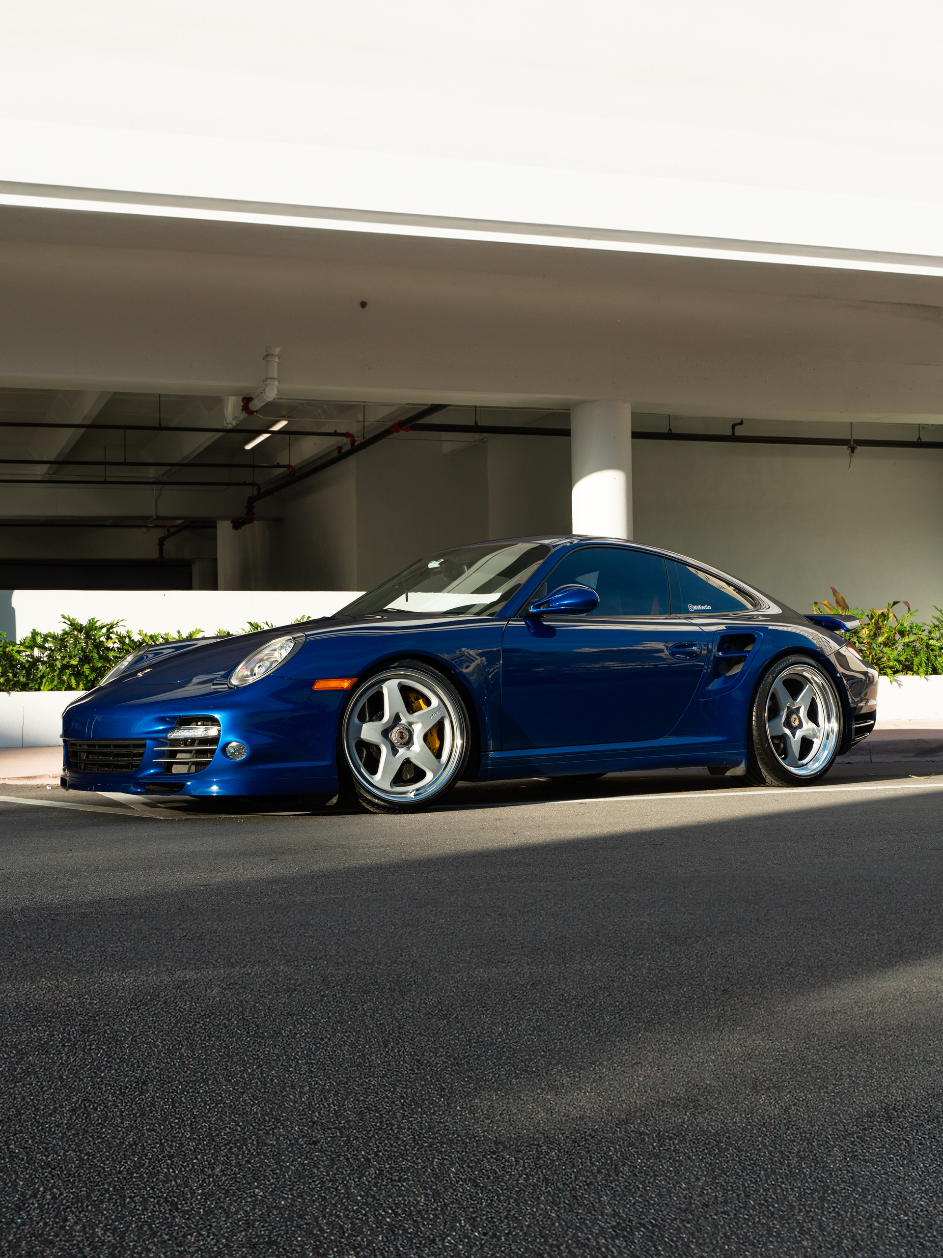 Porsche 997 Turbo | Aqua Blue Metallic | HRE 527 FMR